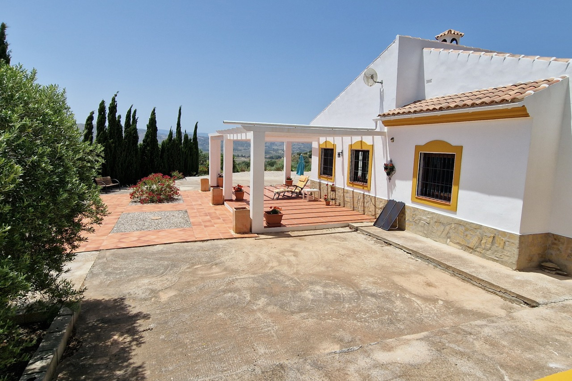 Resale - Villa - Canillas de Aceituno - Inland