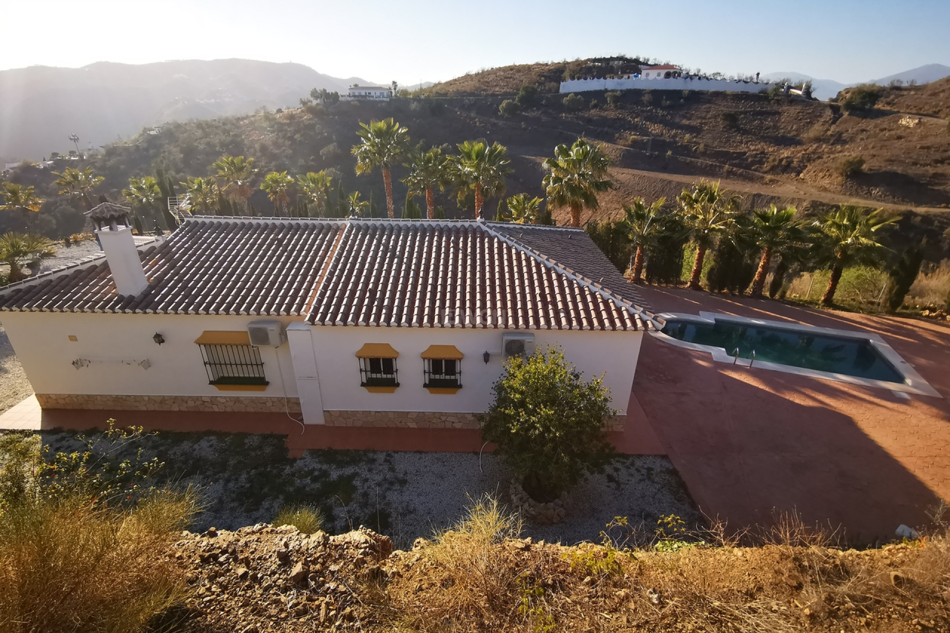 Resale - Villa - Canillas de Aceituno - Inland