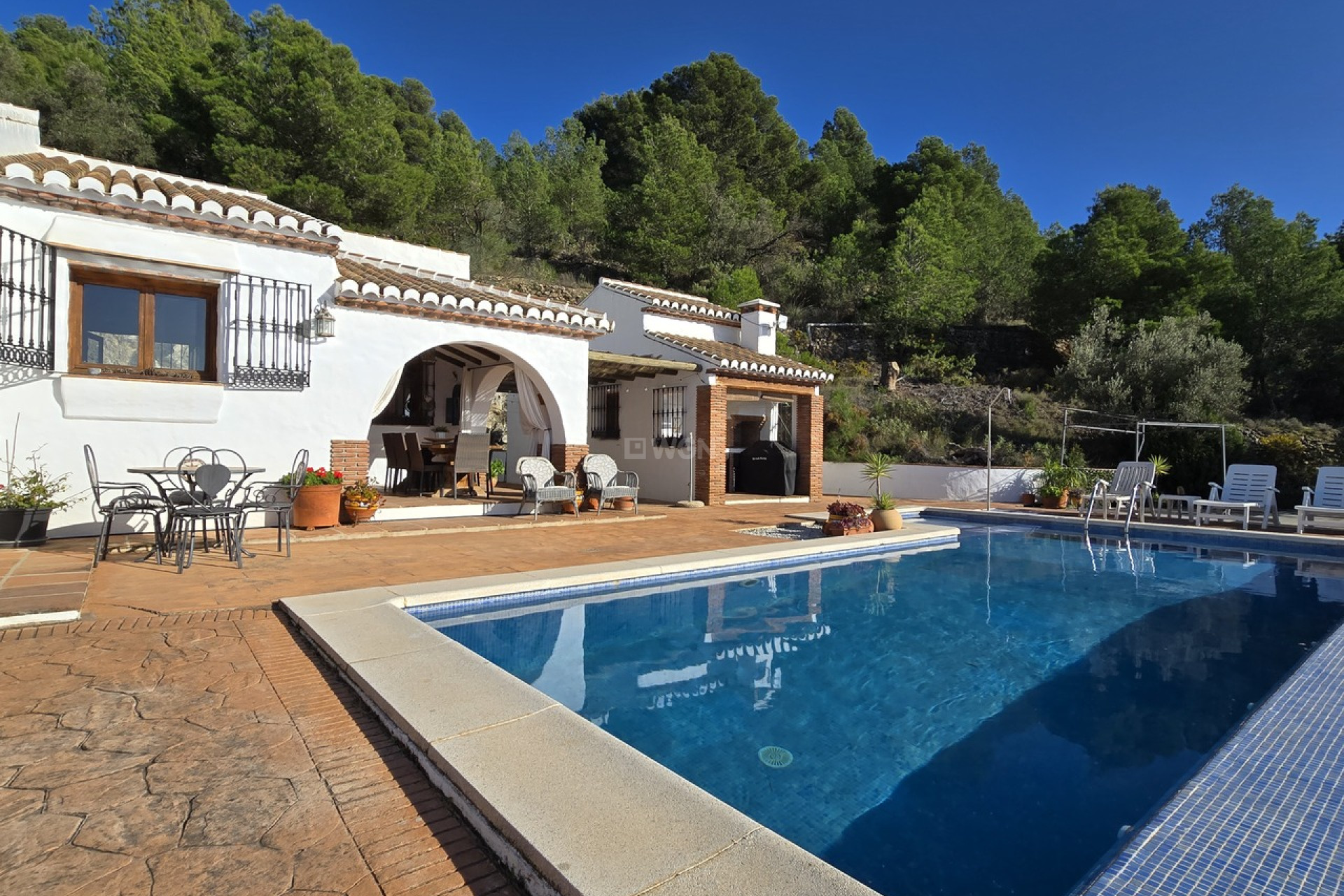 Resale - Villa - Canillas de Aceituno - Inland