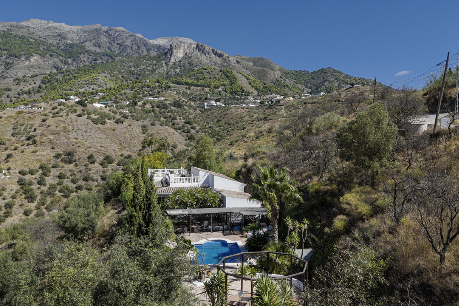 Resale - Villa - Canillas de Aceituno - Inland