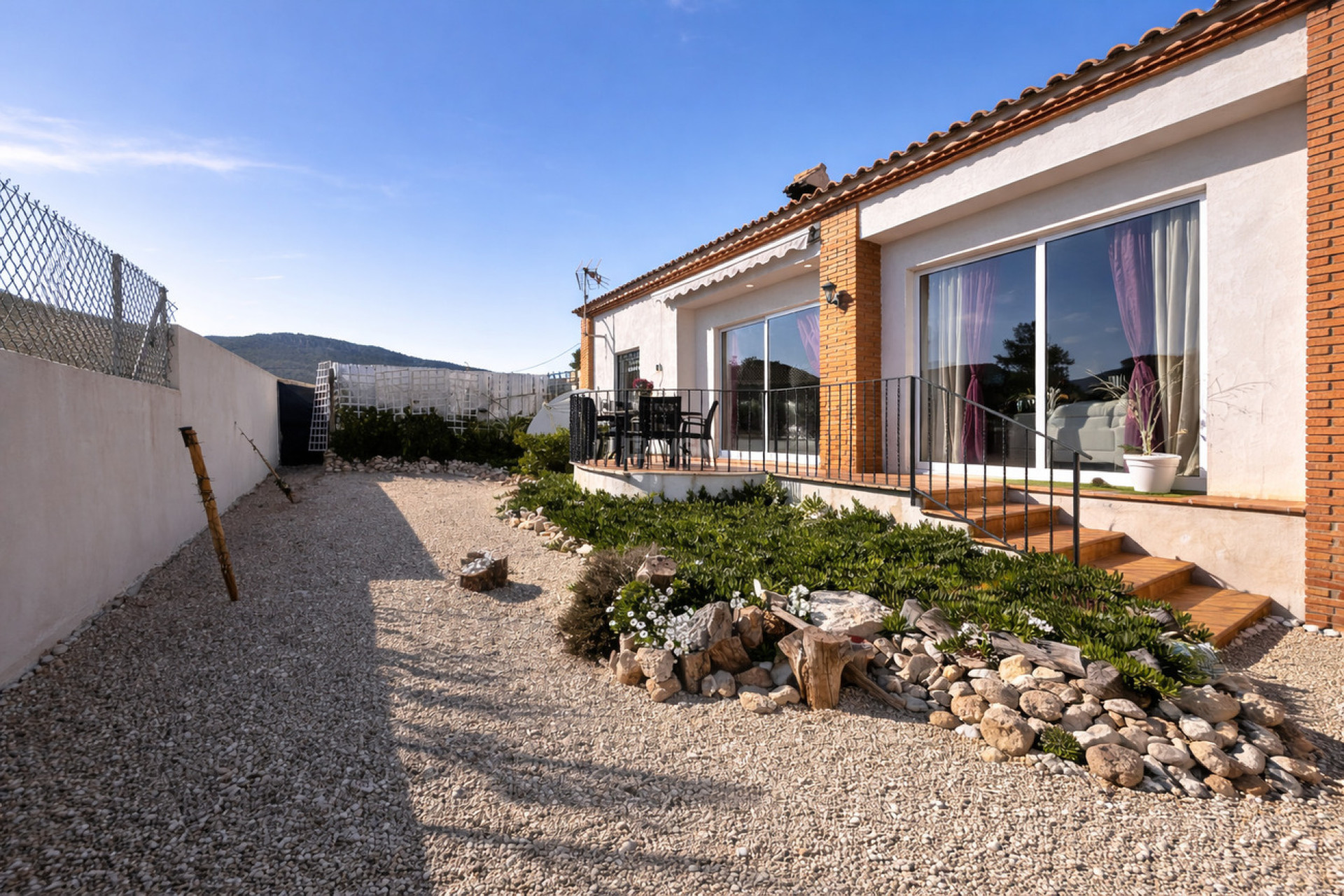 Resale - Villa - Castalla - Costa Blanca