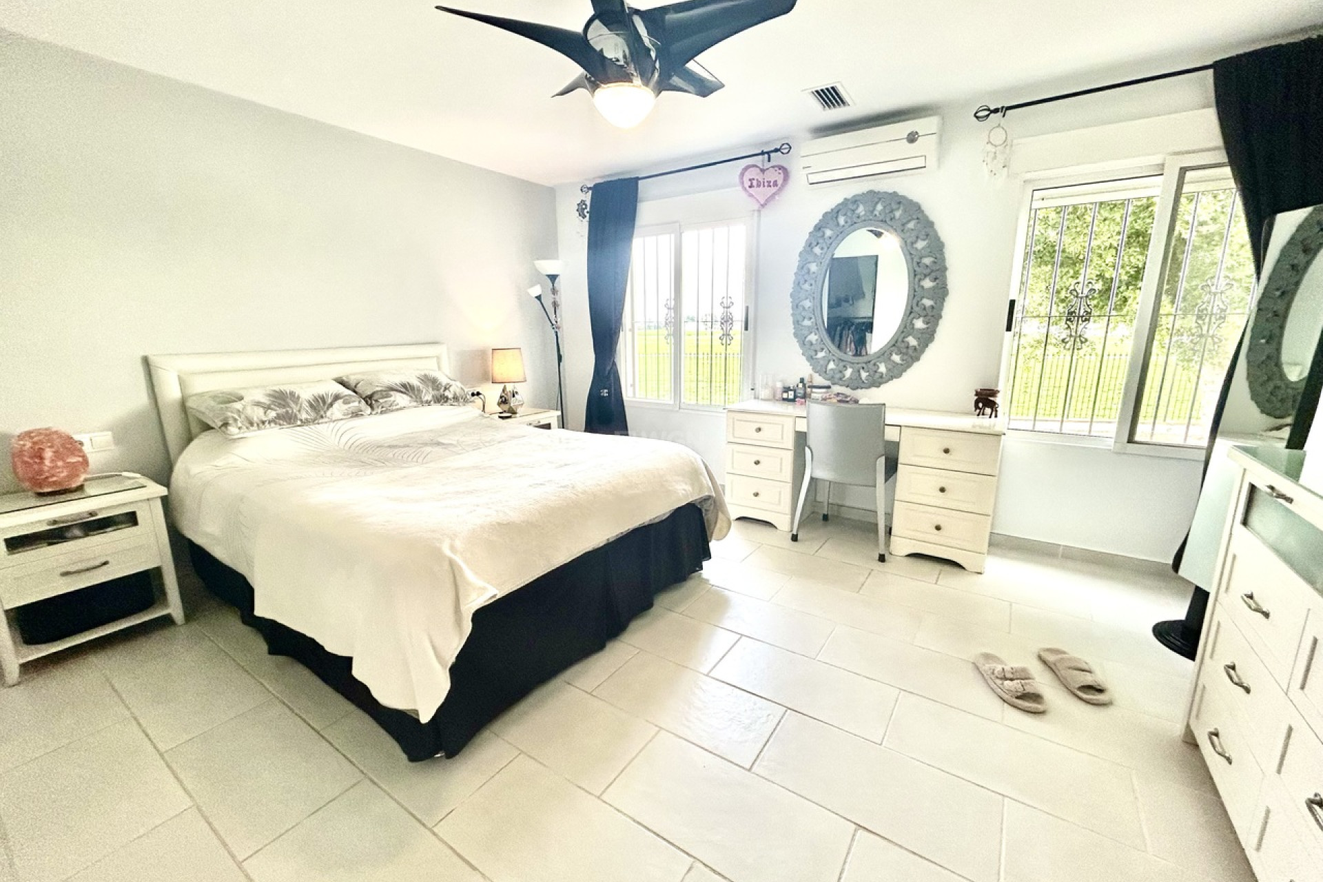 Resale - Villa - Catral - Costa Blanca