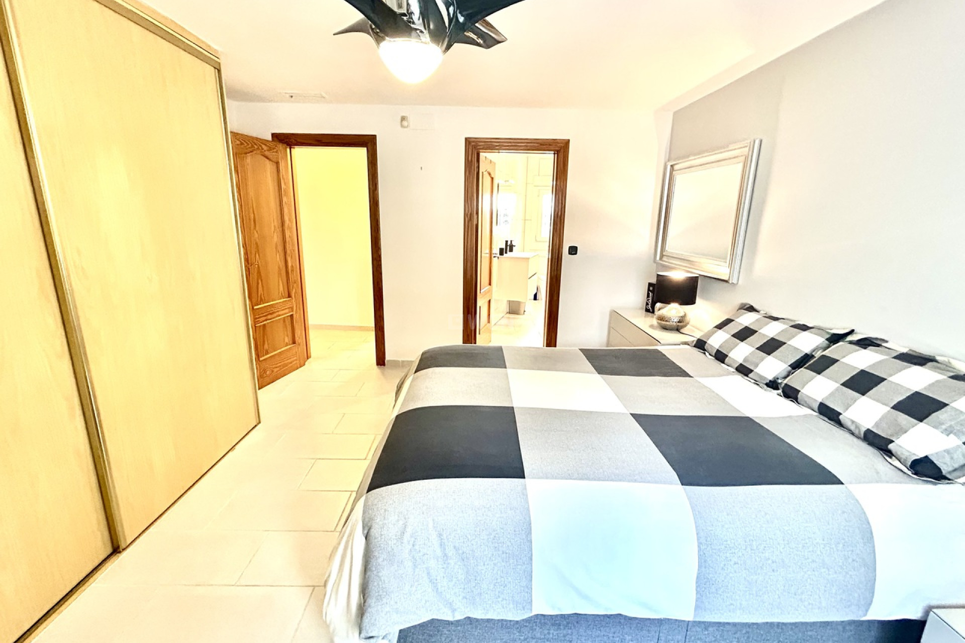 Resale - Villa - Catral - Costa Blanca