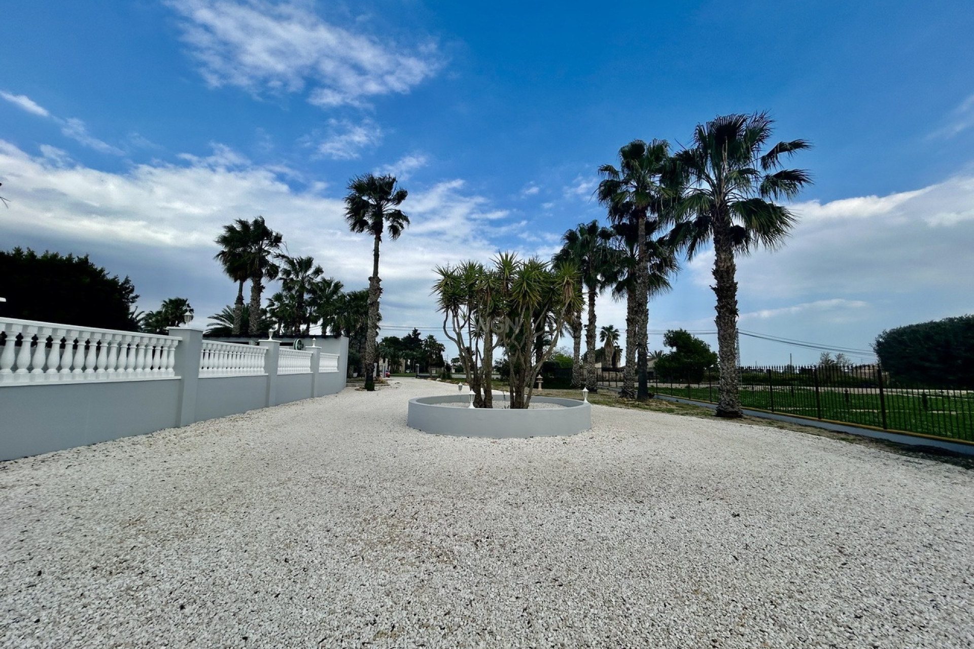 Resale - Villa - Catral - Costa Blanca
