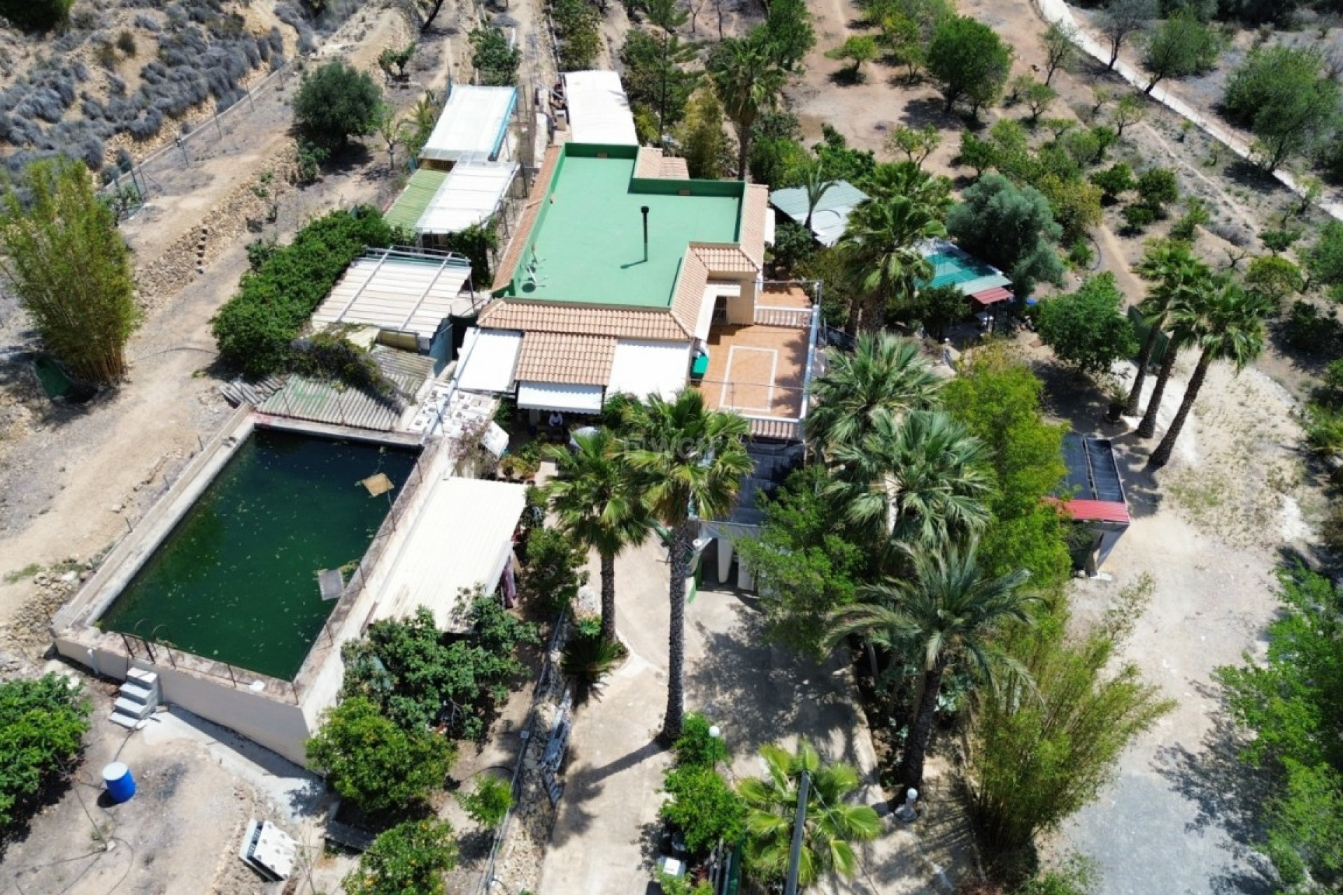 Resale - Villa - Cautivador - Inland