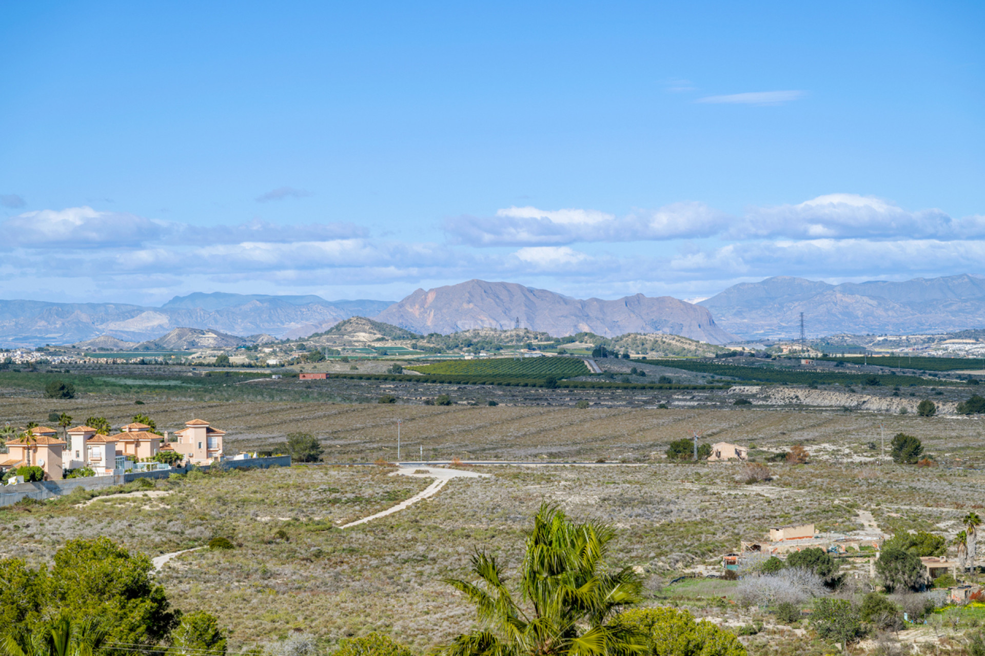 Resale - Villa - Ciudad De Las Comunicaciones - Costa Blanca