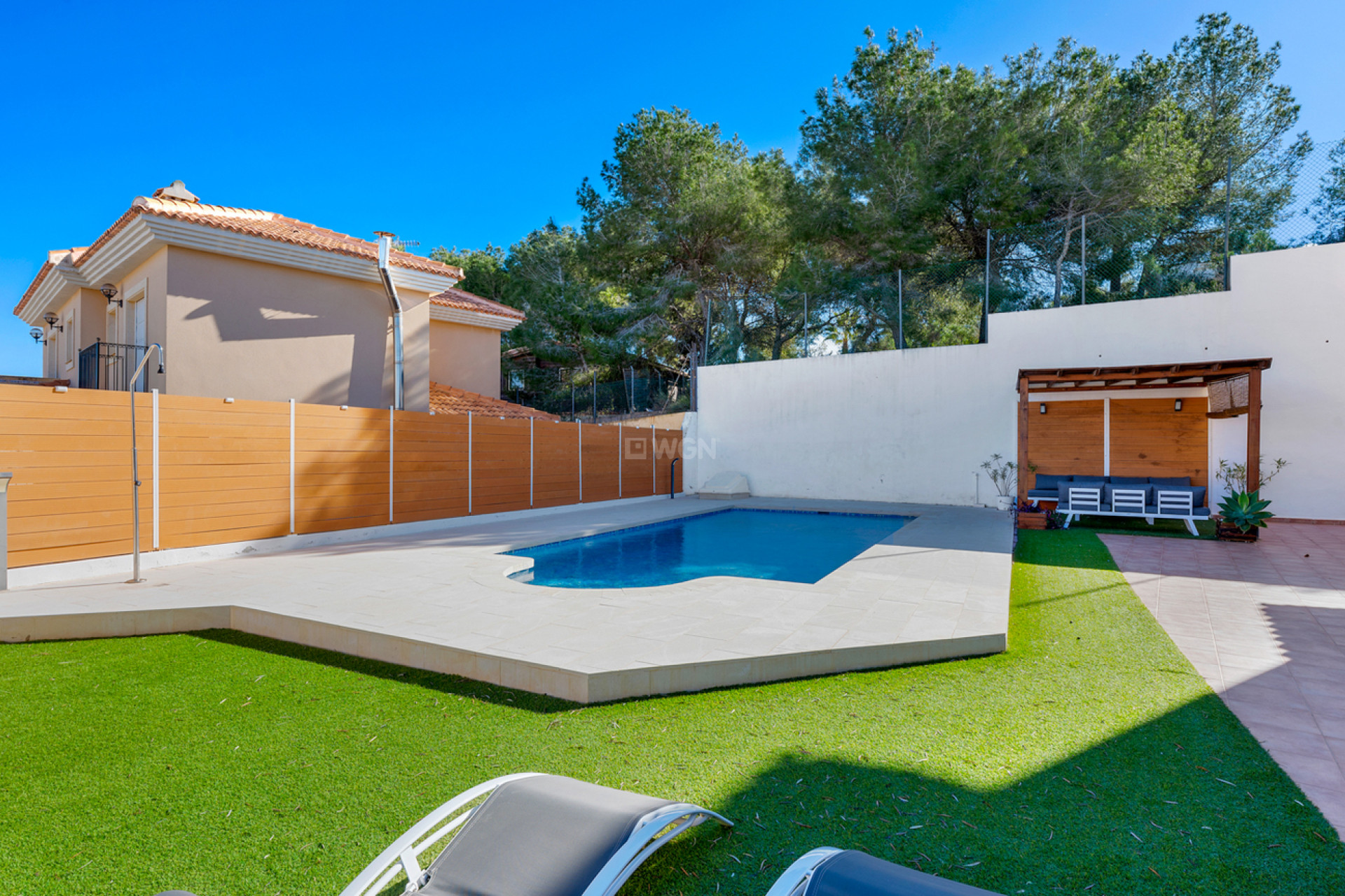 Resale - Villa - Ciudad De Las Comunicaciones - Costa Blanca