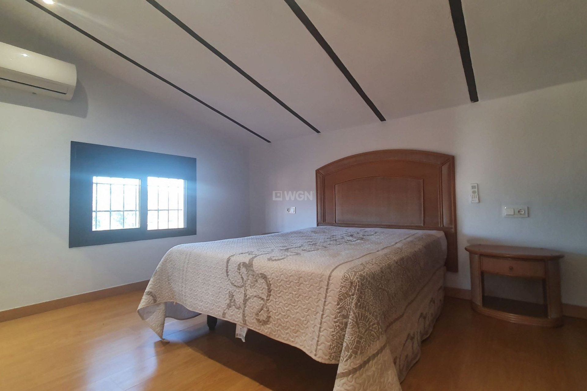 Resale - Villa - Coin - Inland