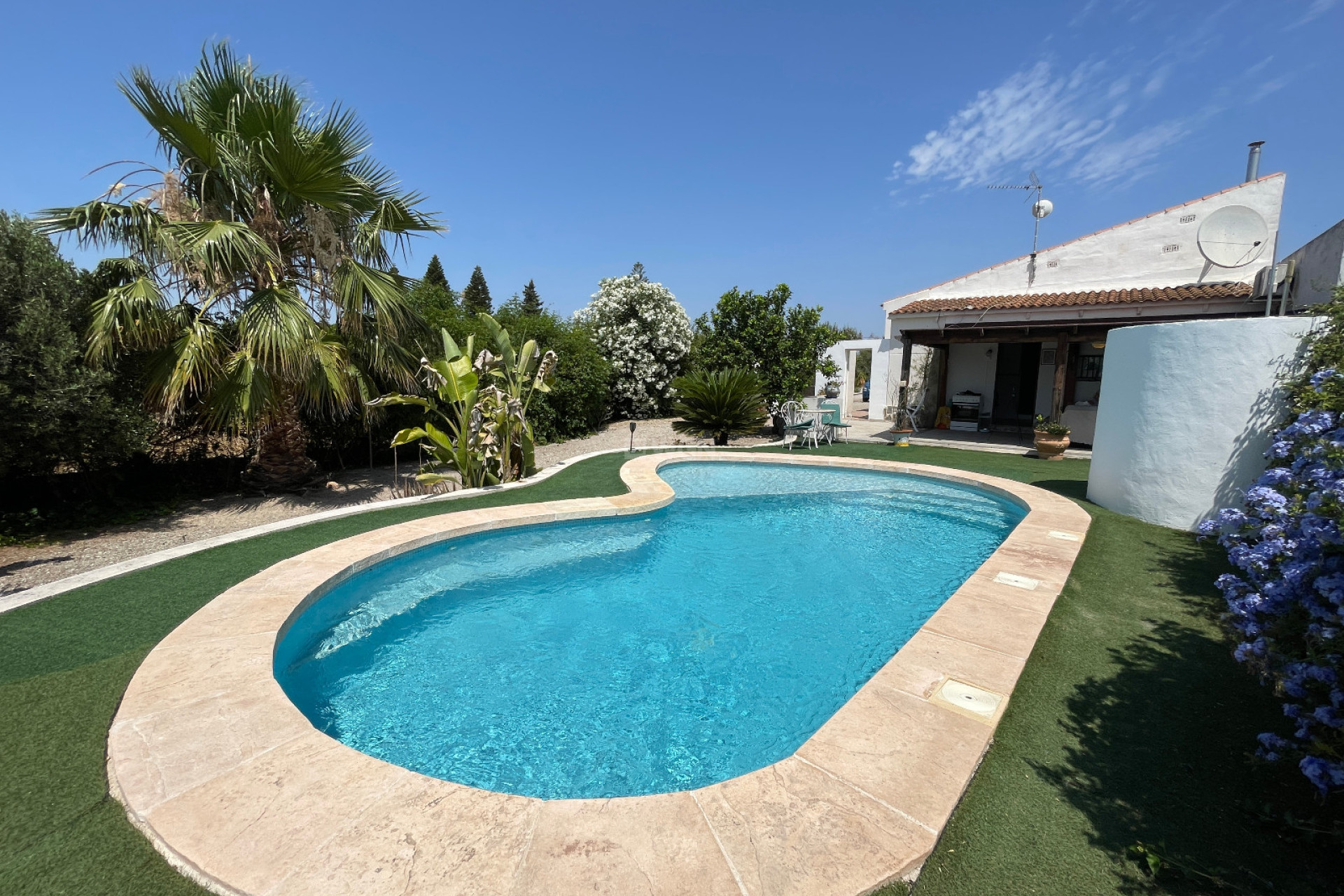 Resale - Villa - Daya Nueva - Costa Blanca