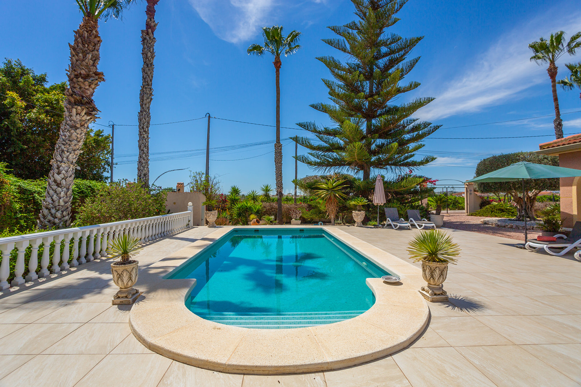 Resale - Villa - Daya Vieja - Costa Blanca