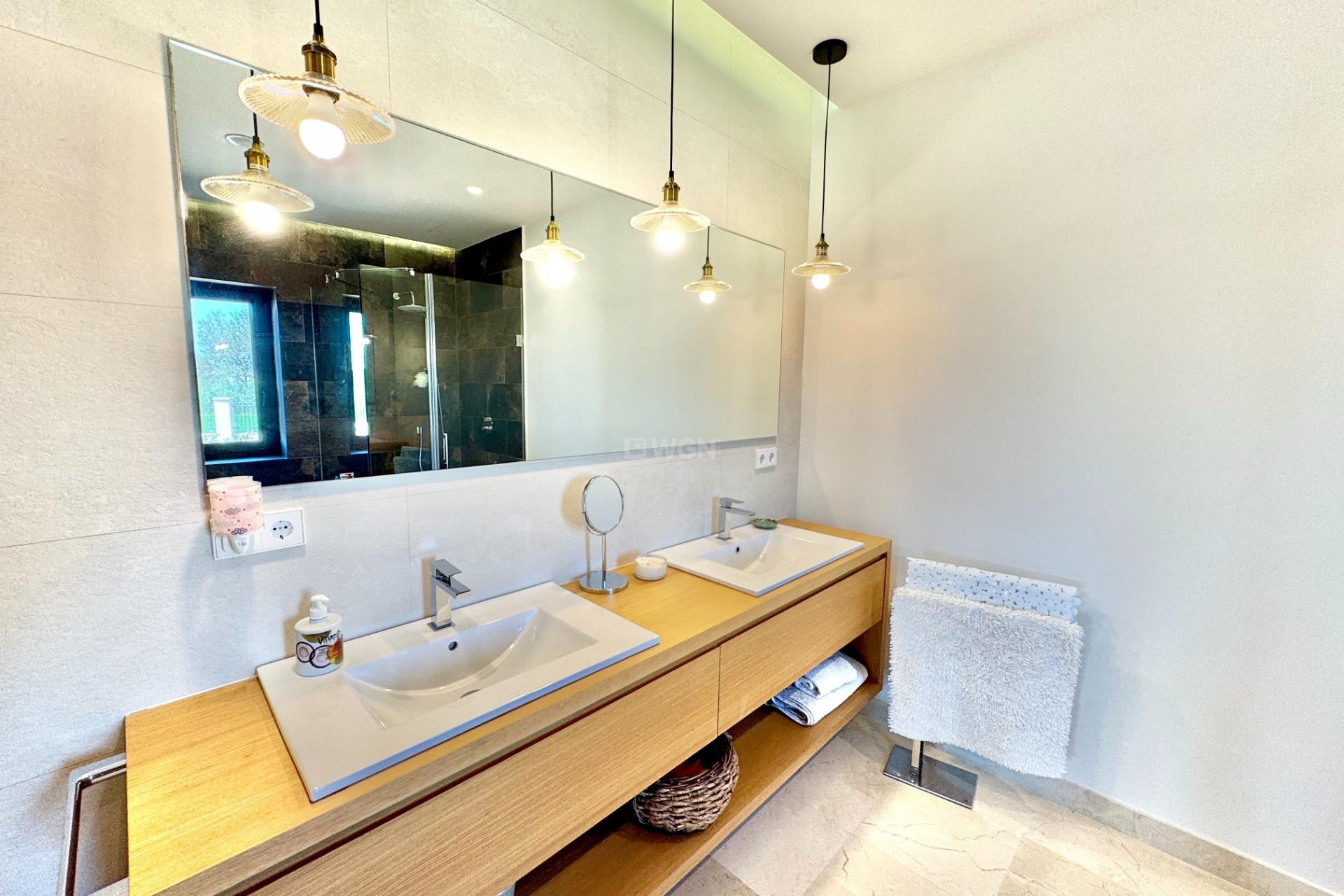 Resale - Villa - Dolores - Comunidad Valenciana