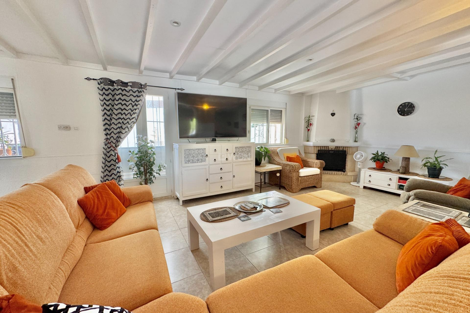 Resale - Villa - Dolores - Comunidad Valenciana