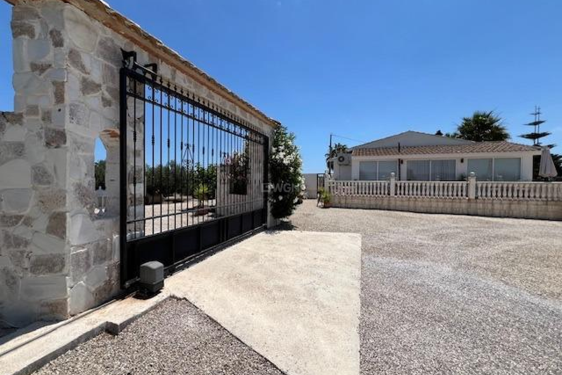 Resale - Villa - Dolores - Comunidad Valenciana
