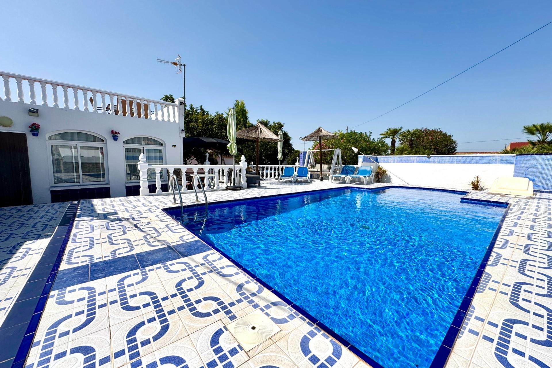 Resale - Villa - Dolores - Comunidad Valenciana