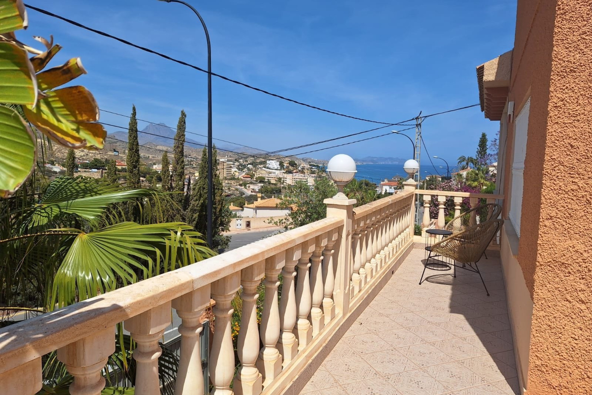 Resale - Villa - El Campello - Costa Blanca