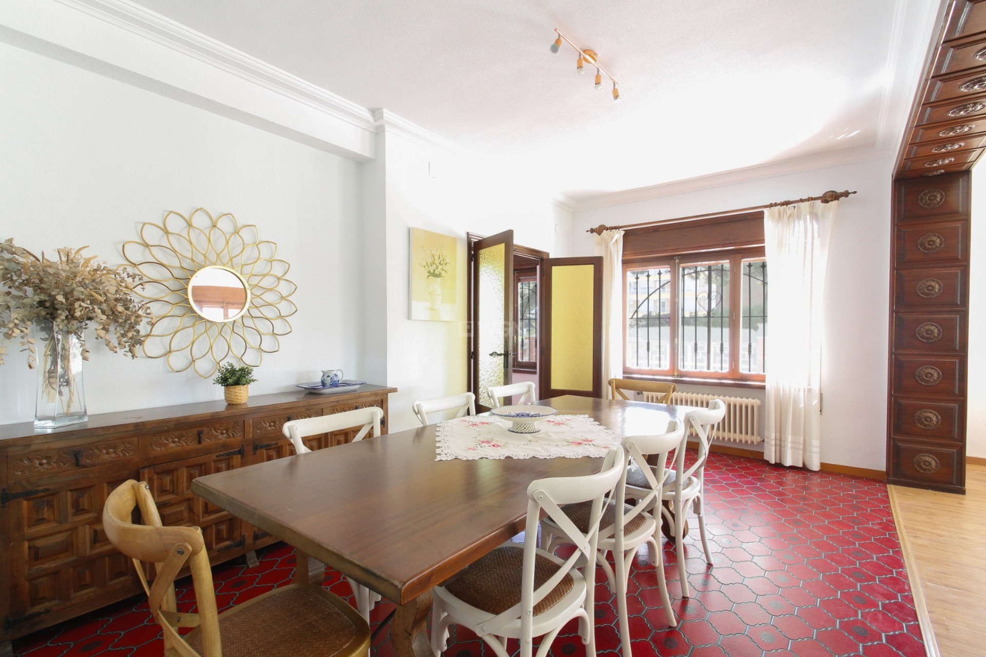 Resale - Villa - El Campello - Costa Blanca