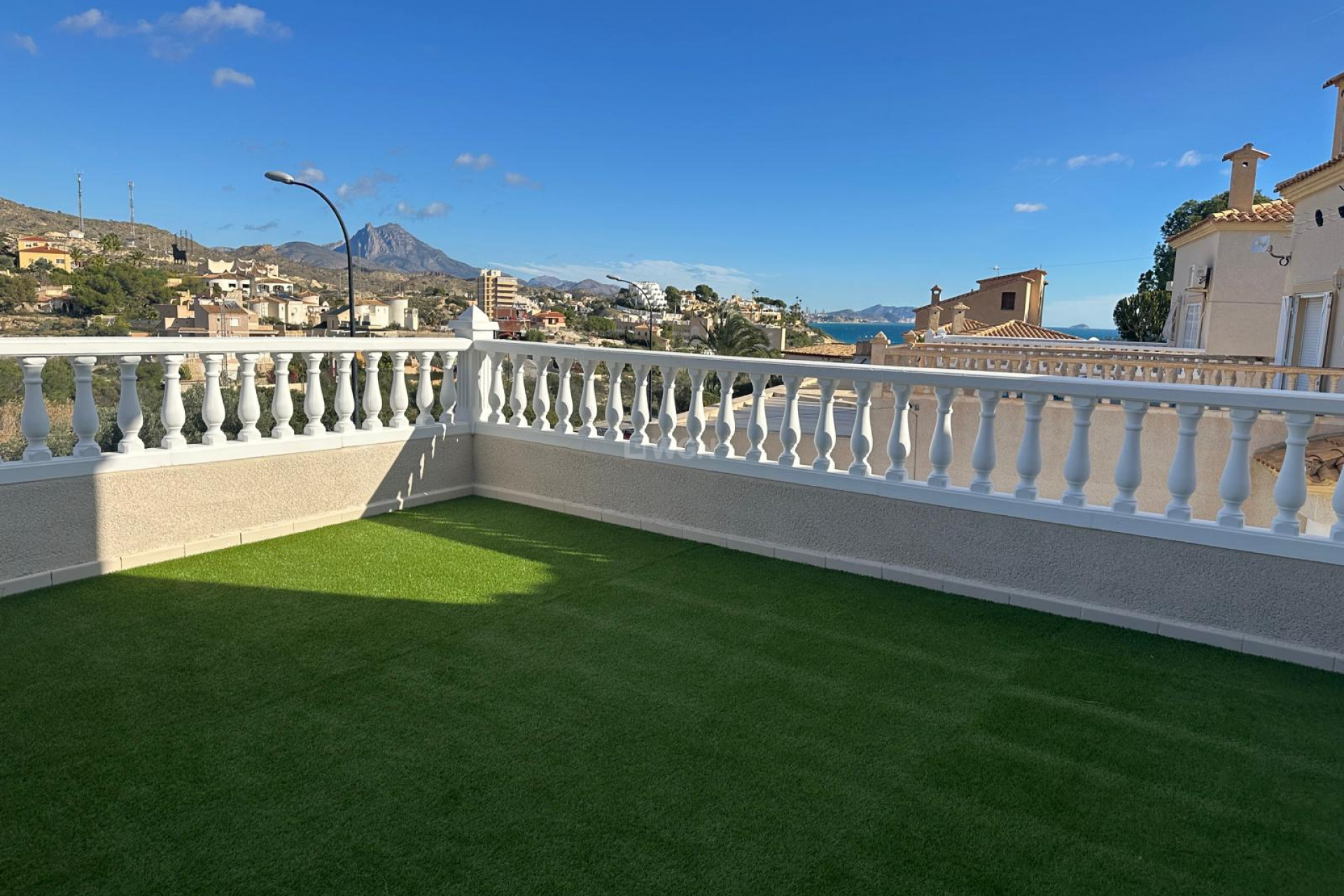 Resale - Villa - El Campello - Costa Blanca