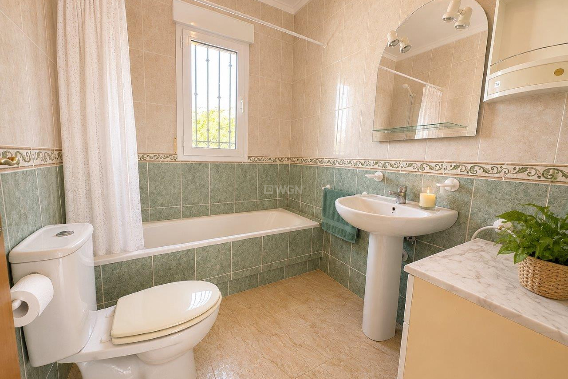 Resale - Villa - El Carmoli - Costa Calida