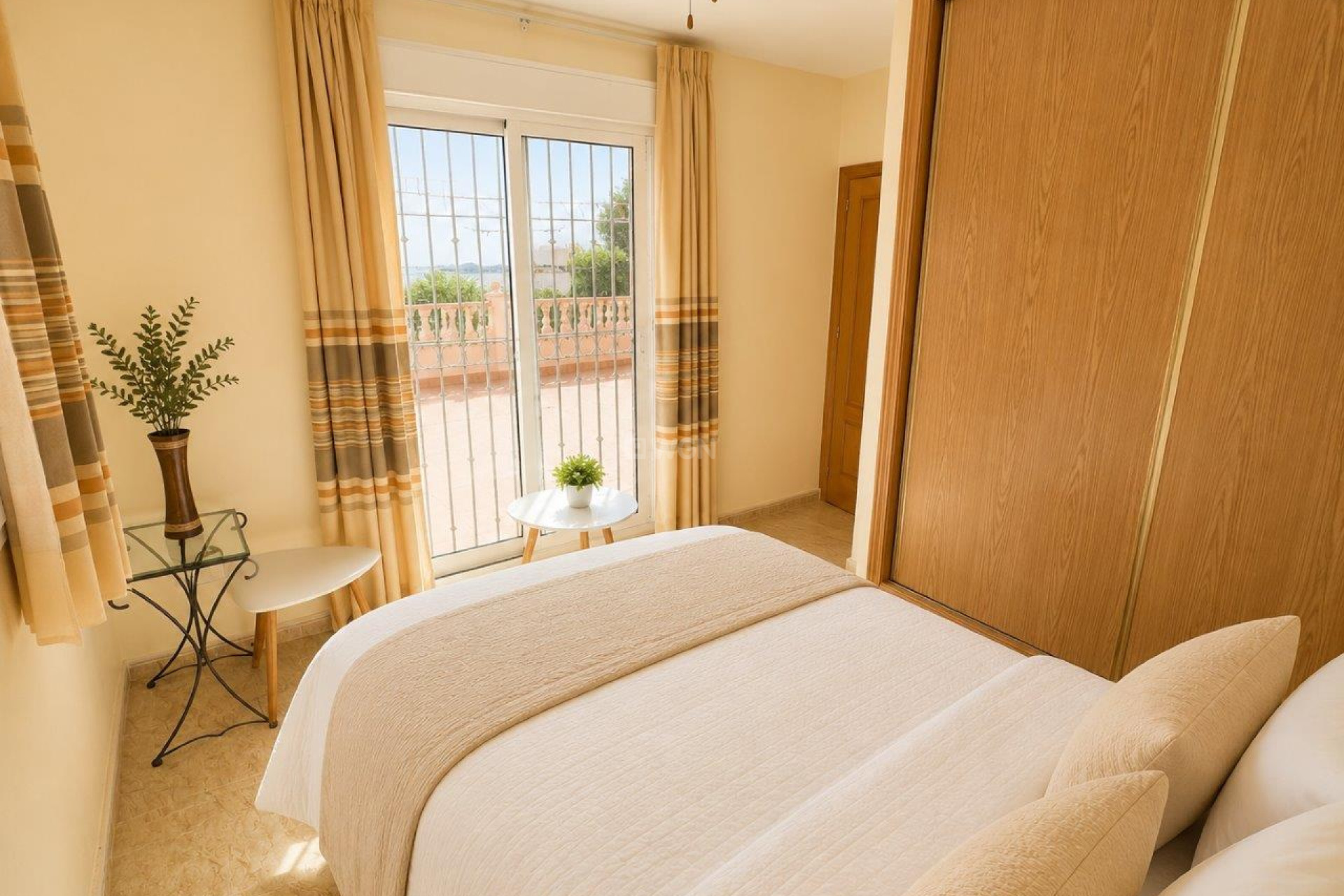 Resale - Villa - El Carmoli - Costa Calida