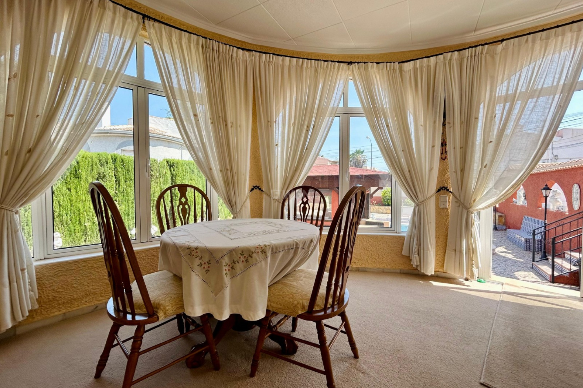 Resale - Villa - El Chaparral - Inland