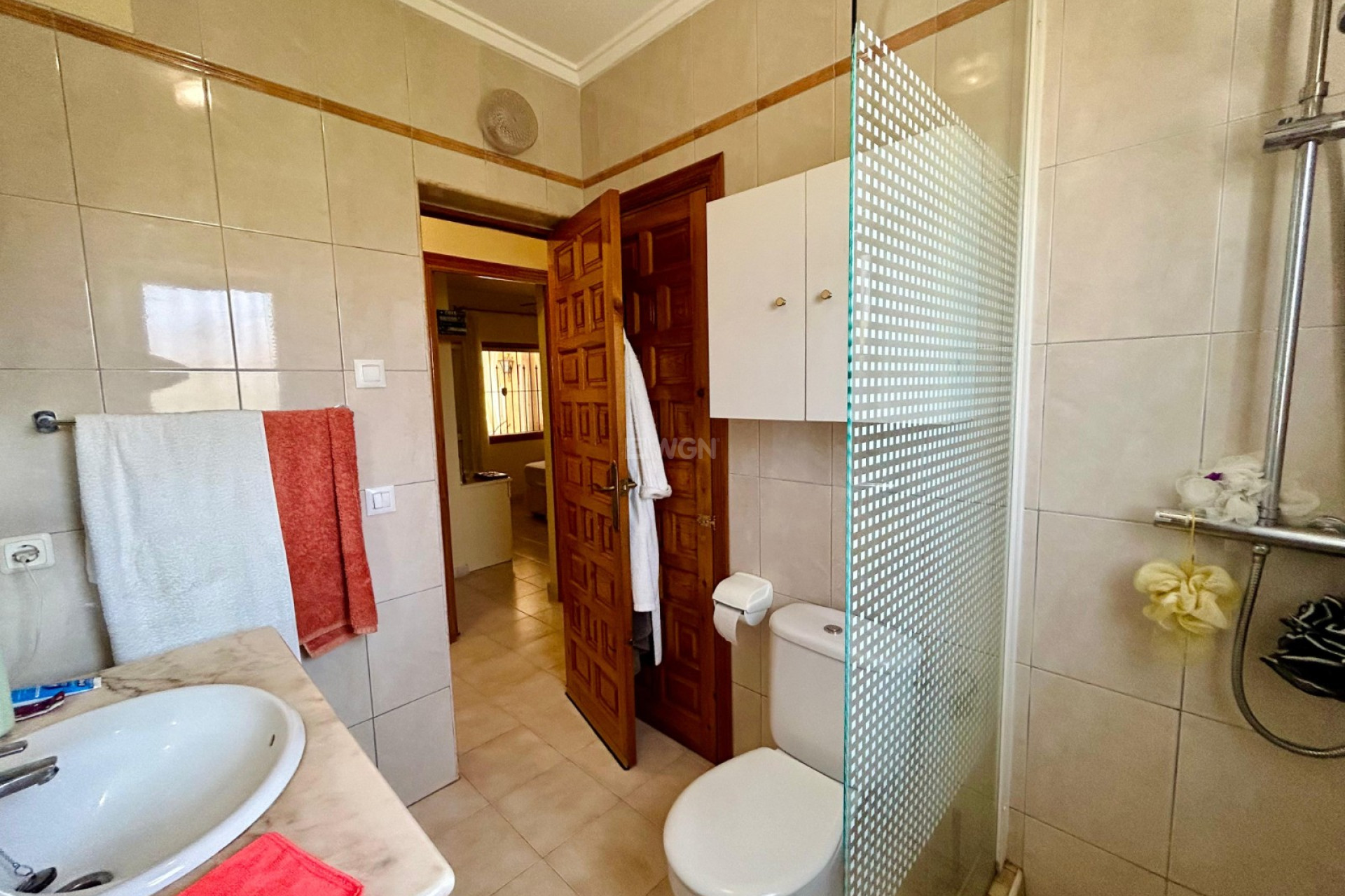 Resale - Villa - El Chaparral - Inland