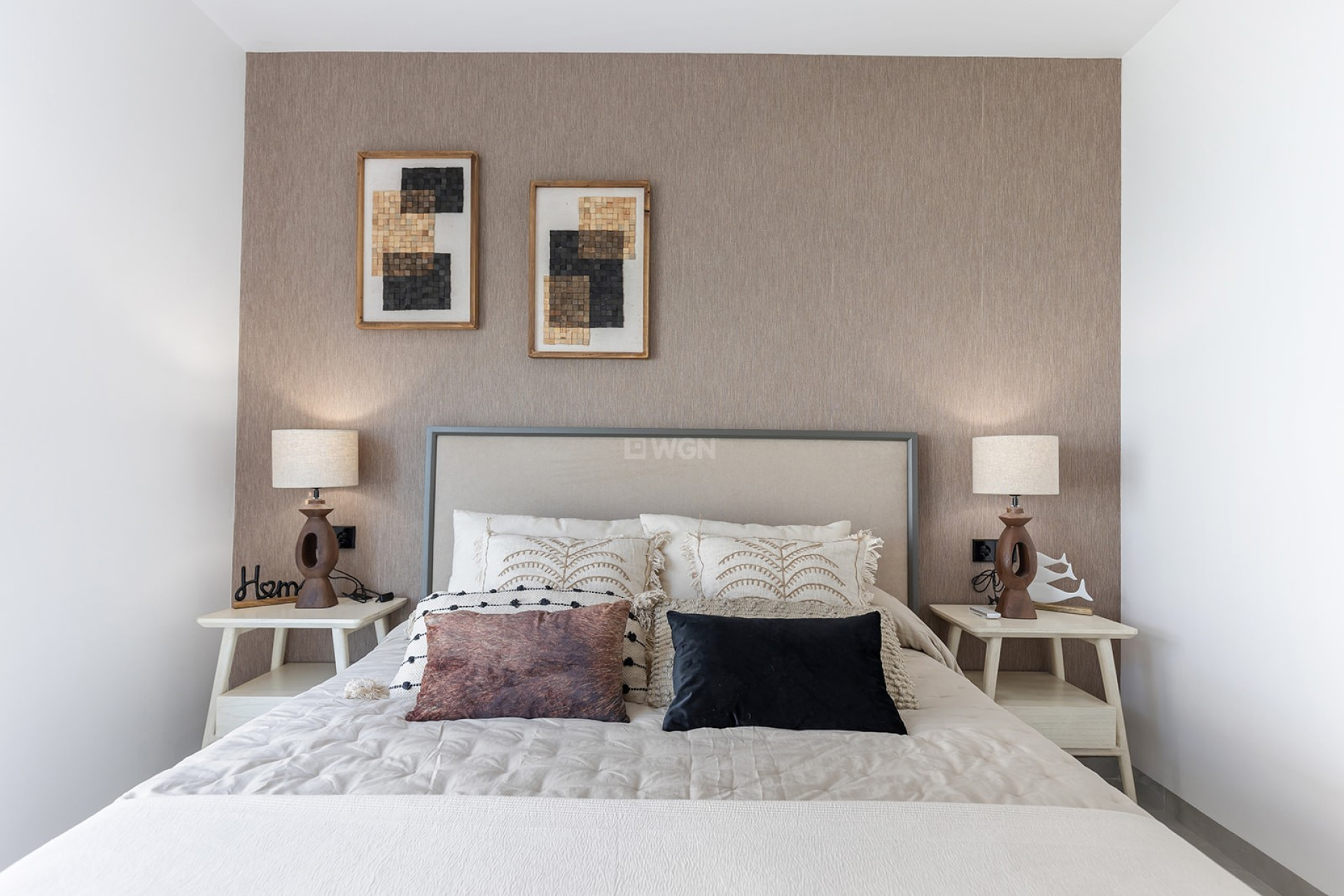 Resale - Villa - El Chaparral - Inland