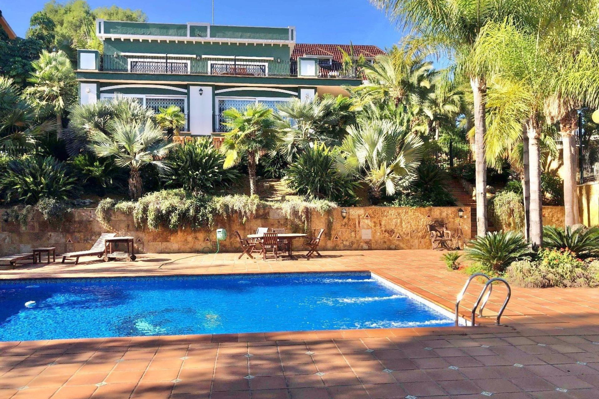 Resale - Villa - El Palmar