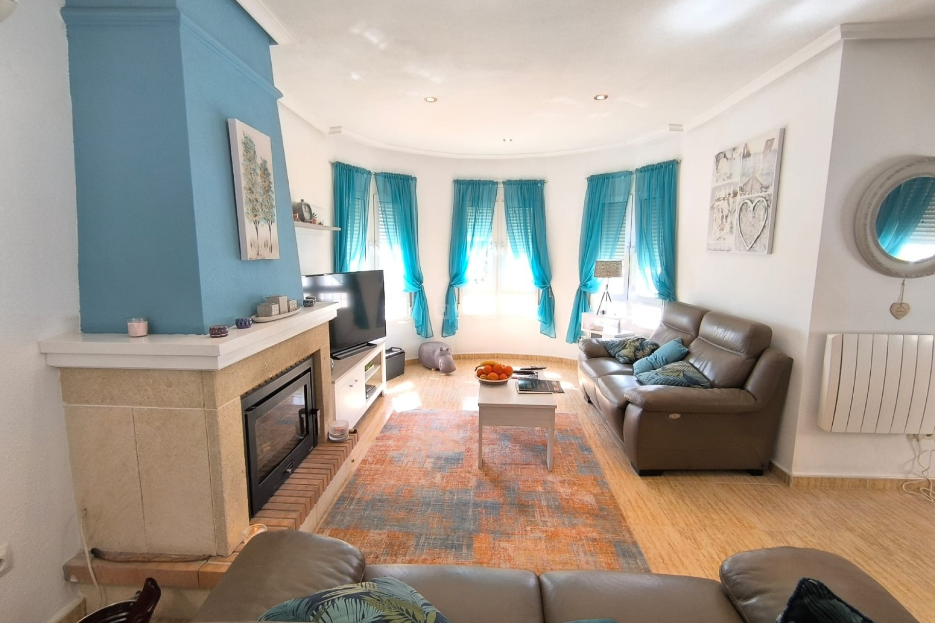 Resale - Villa - El Raso - Costa Blanca