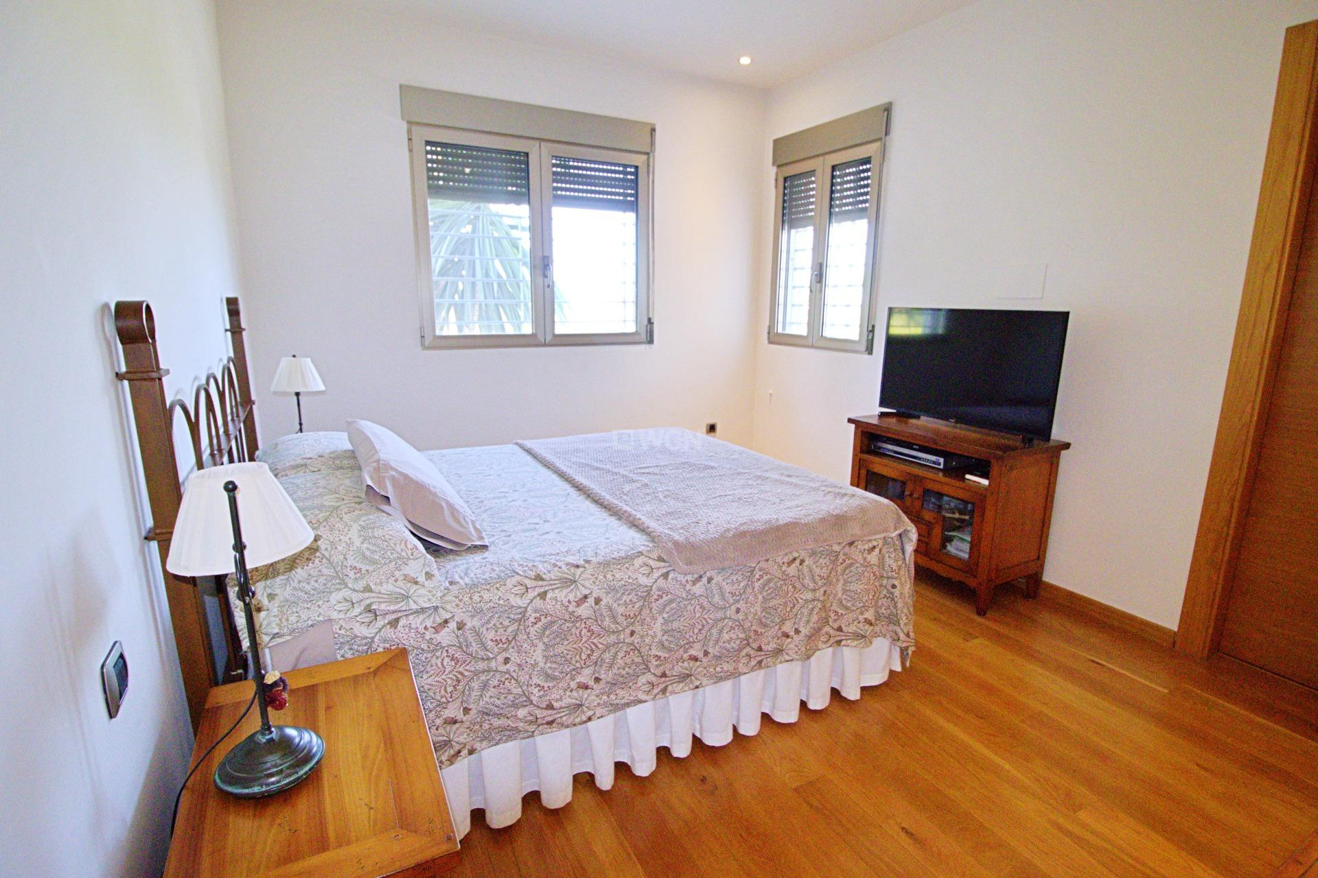 Resale - Villa - Elche Pedanías - Peña las Águilas