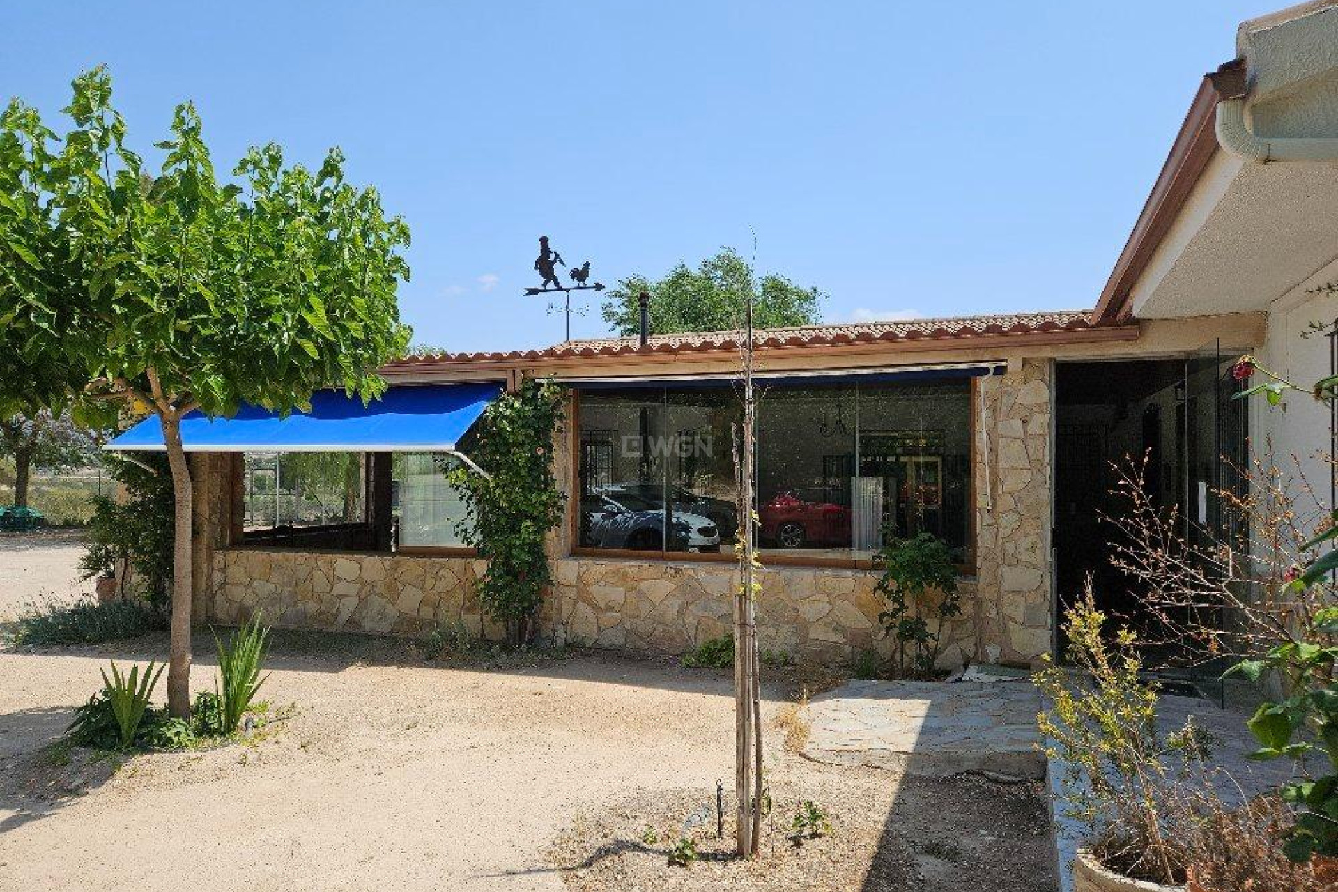 Resale - Villa - Elda - 03600