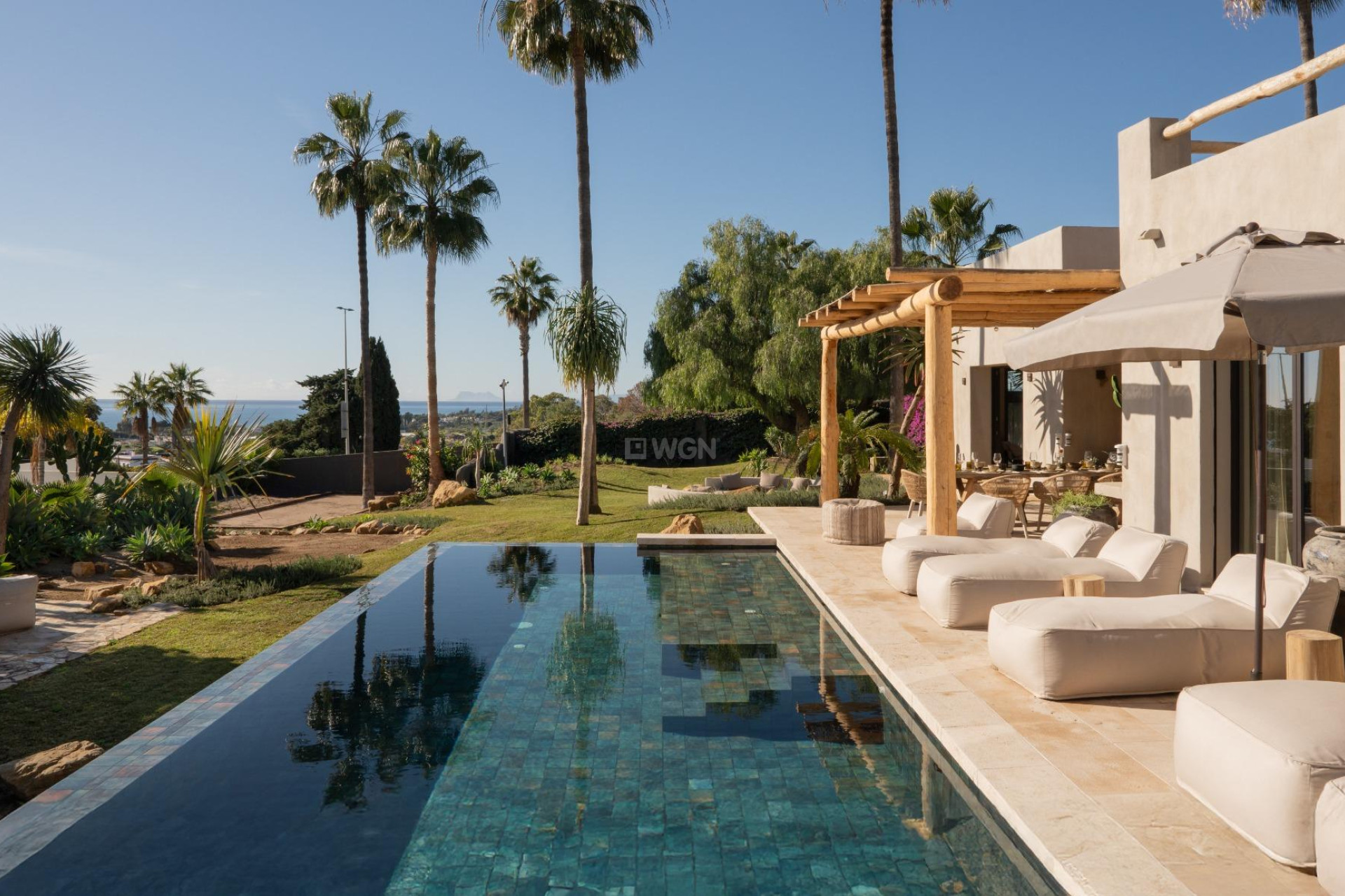 Resale - Villa - Estepona - Parque Selwo Aventura