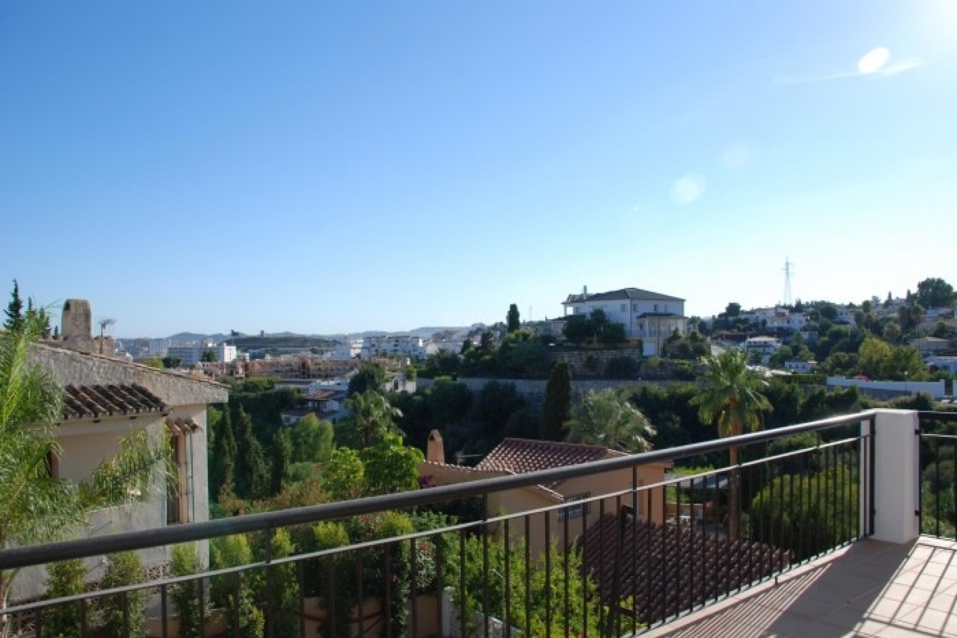 Resale - Villa - Fuengirola - Costa del Sol