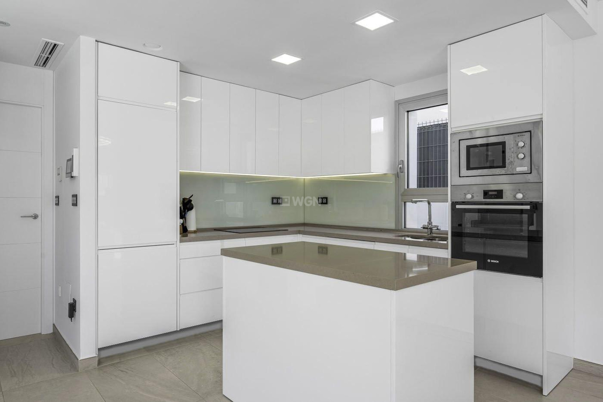 Resale - Villa - Guardamar del Segura - El Raso