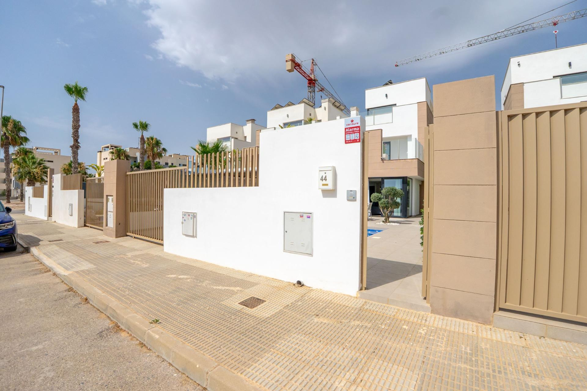Resale - Villa - Guardamar del Segura - El Raso