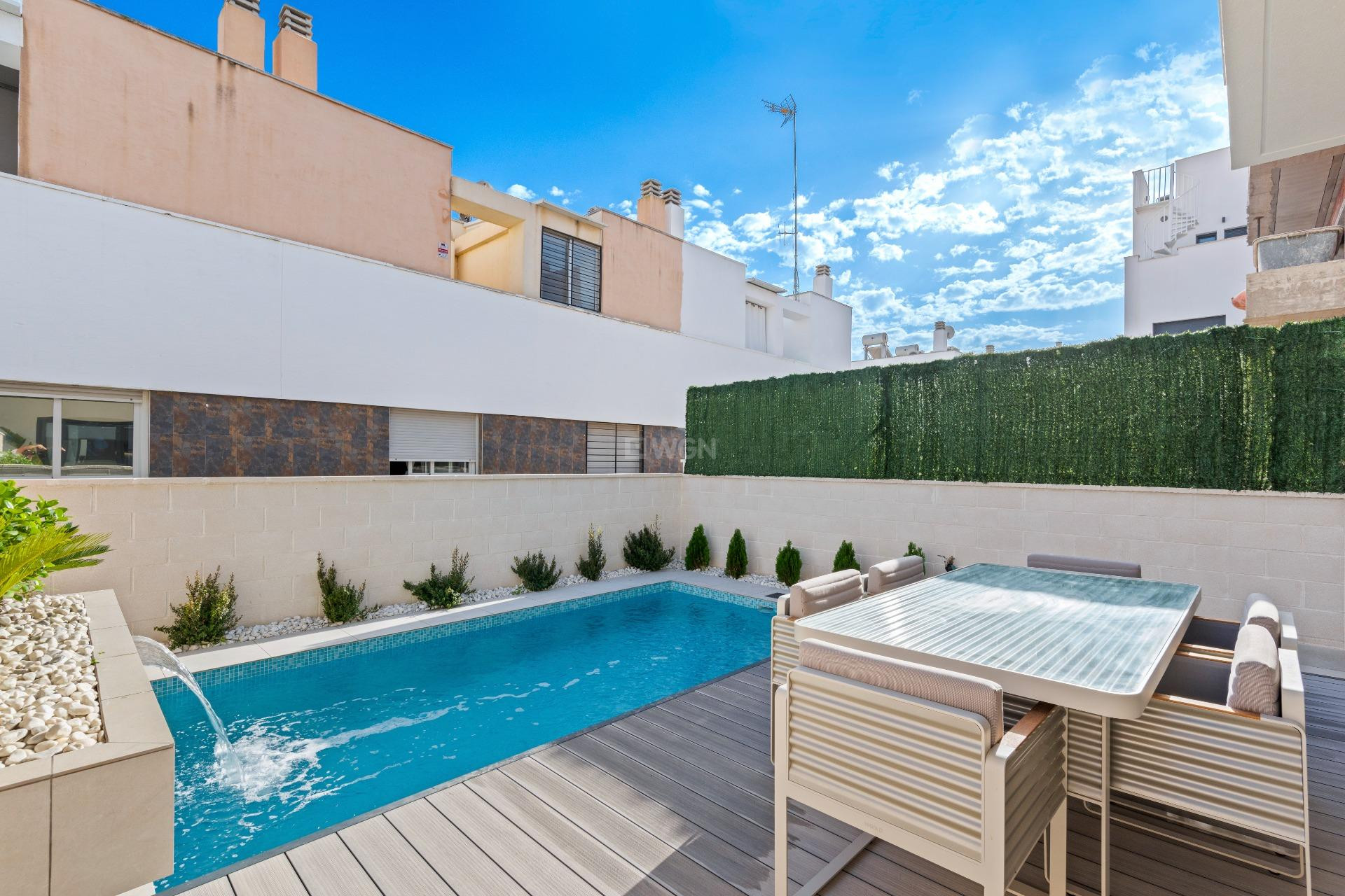 Resale - Villa - Guardamar del Segura - Guardamar