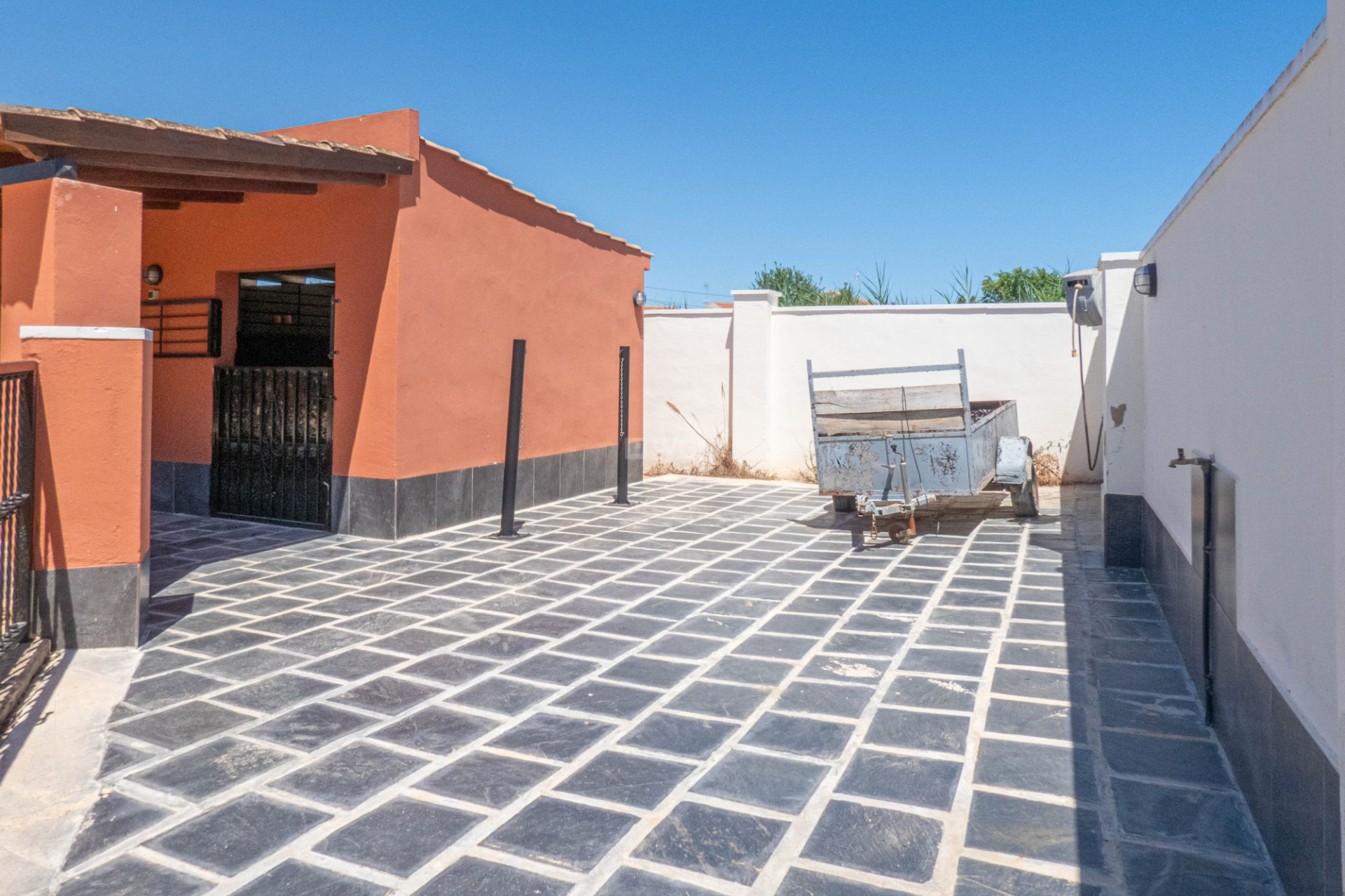 Resale - Villa - Heredades - Costa Blanca