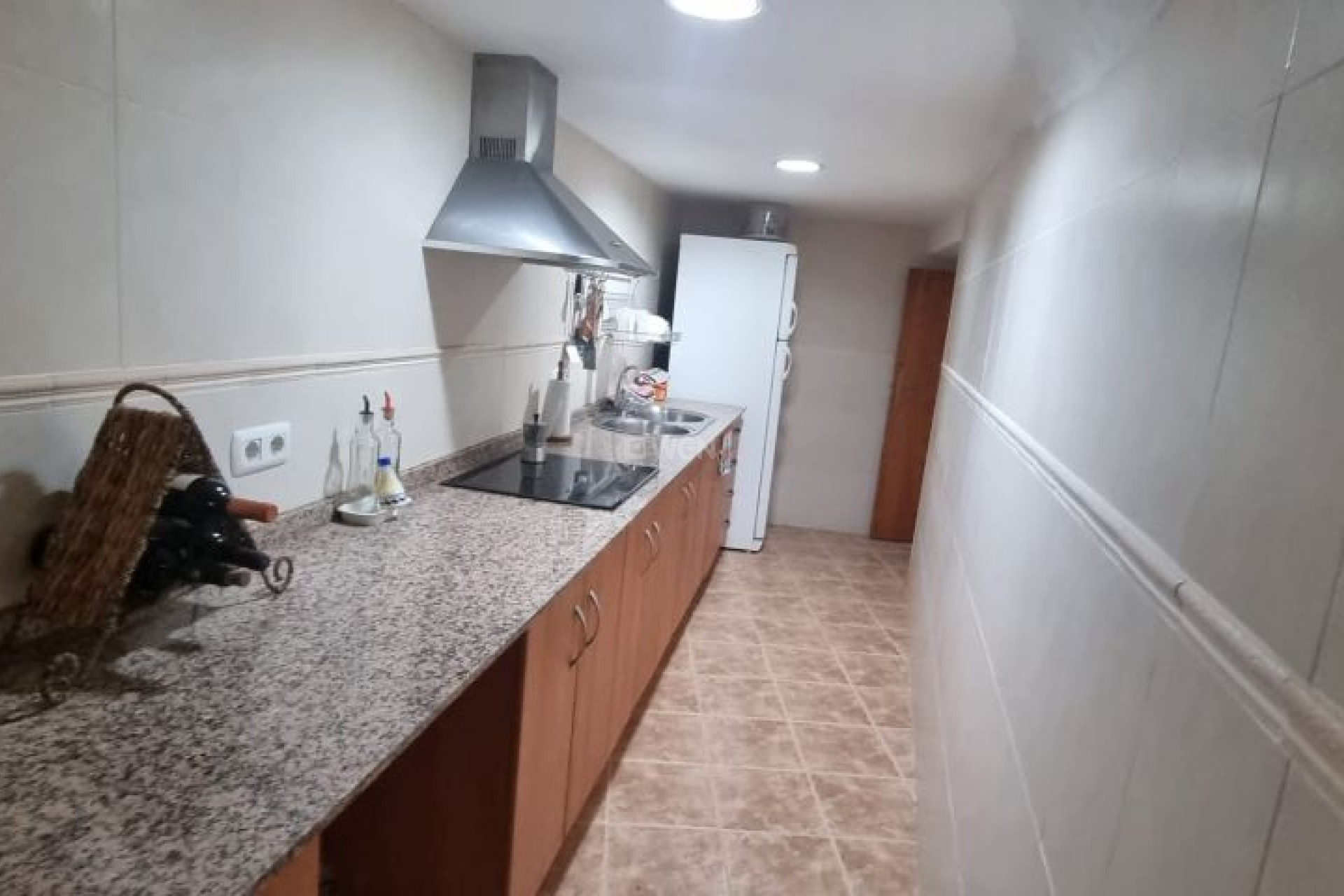 Resale - Villa - Hondón de las Nieves - Inland