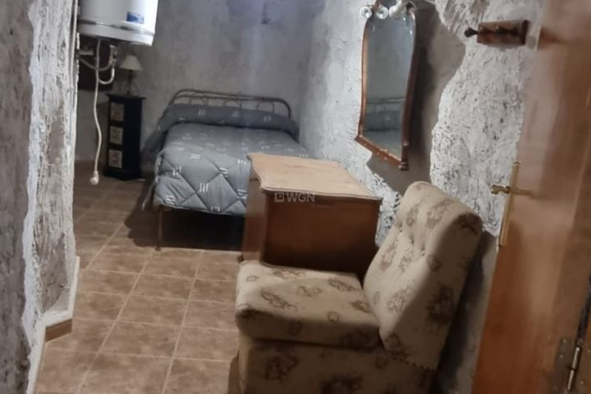 Resale - Villa - Hondón de las Nieves - Inland