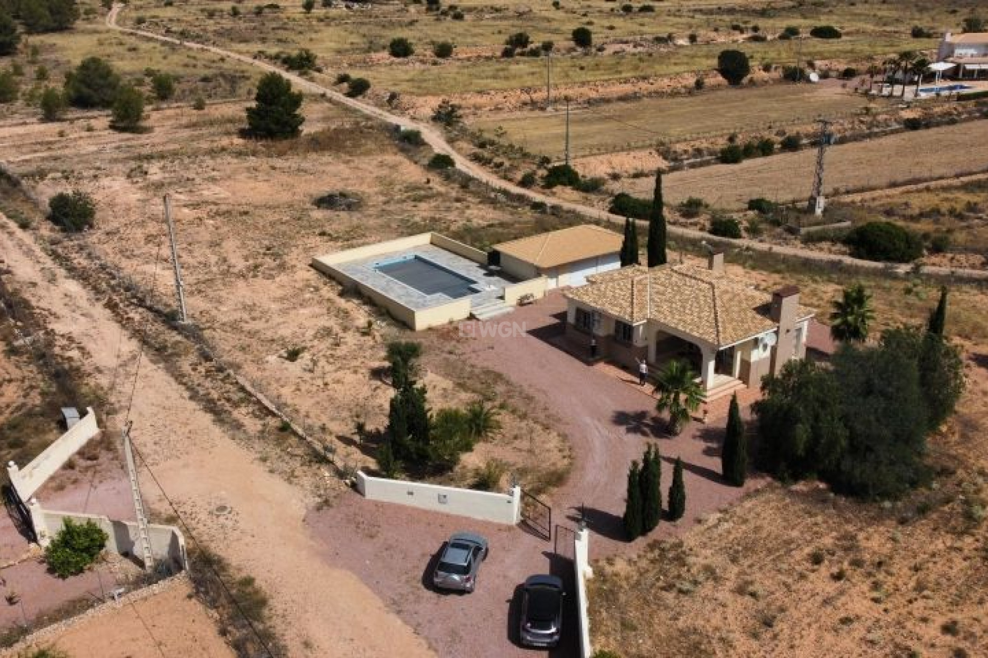 Resale - Villa - Hondón de las Nieves - Inland