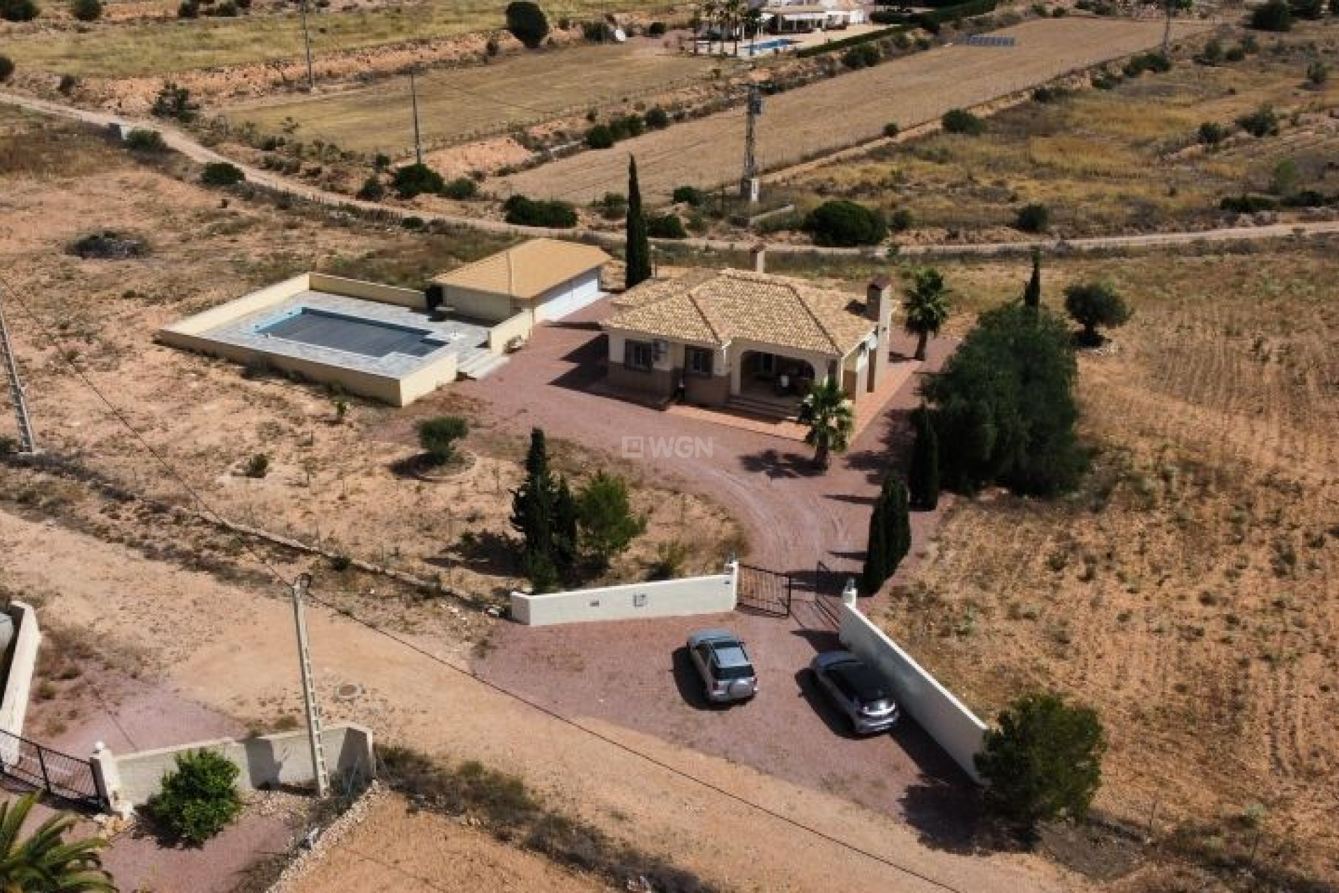 Resale - Villa - Hondón de las Nieves - Inland