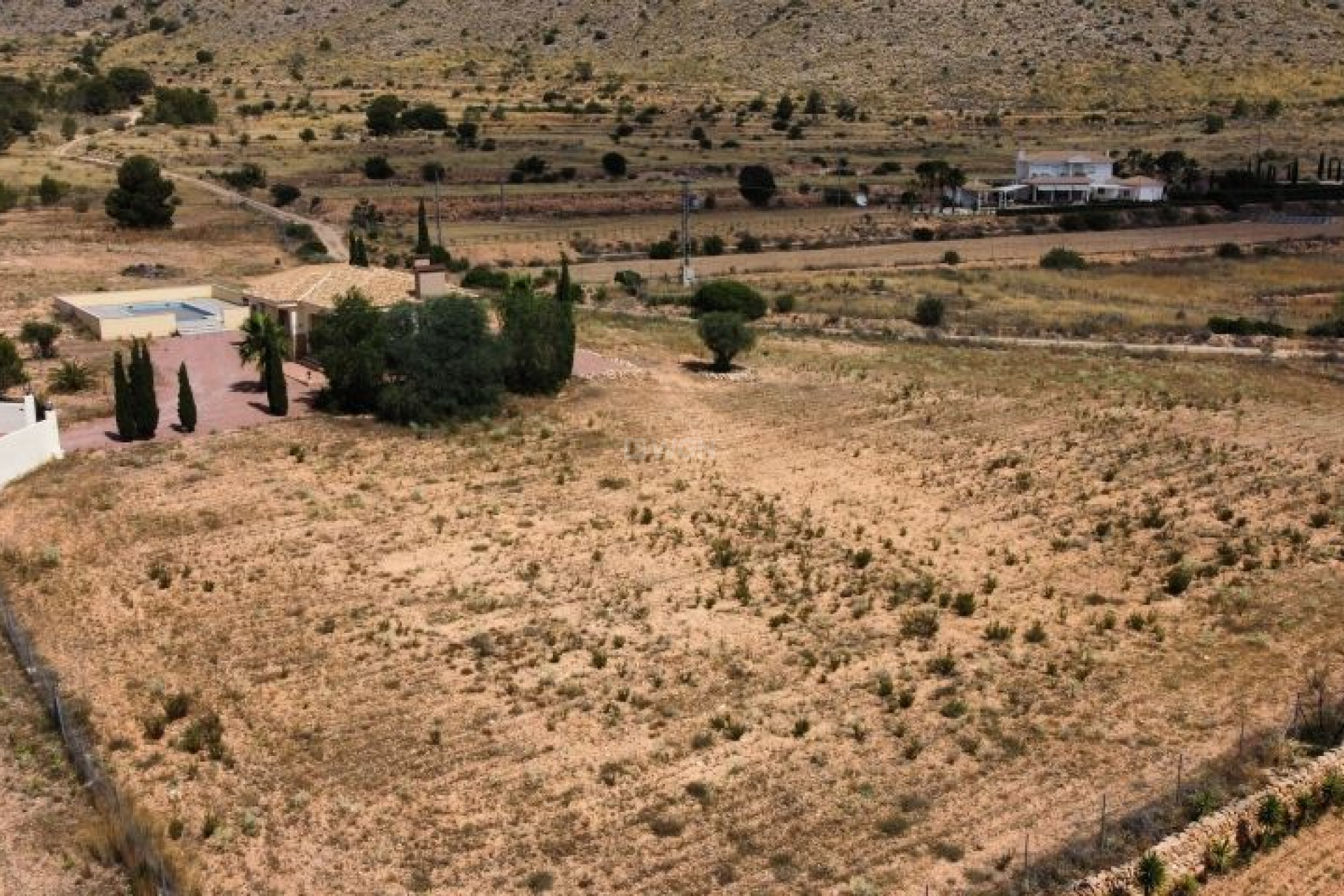 Resale - Villa - Hondón de las Nieves - Inland