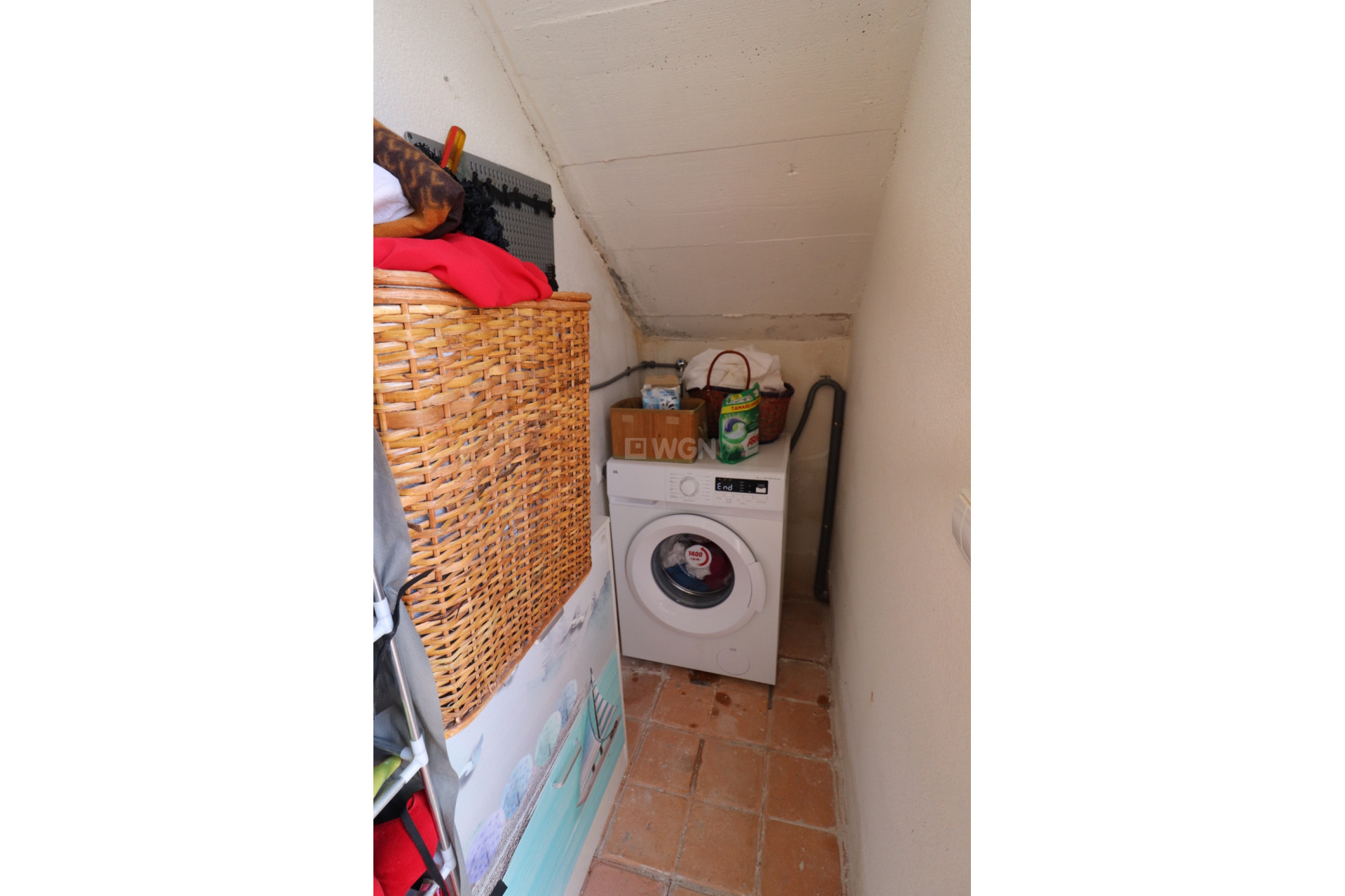 Resale - Villa - Hondón de las Nieves - Inland