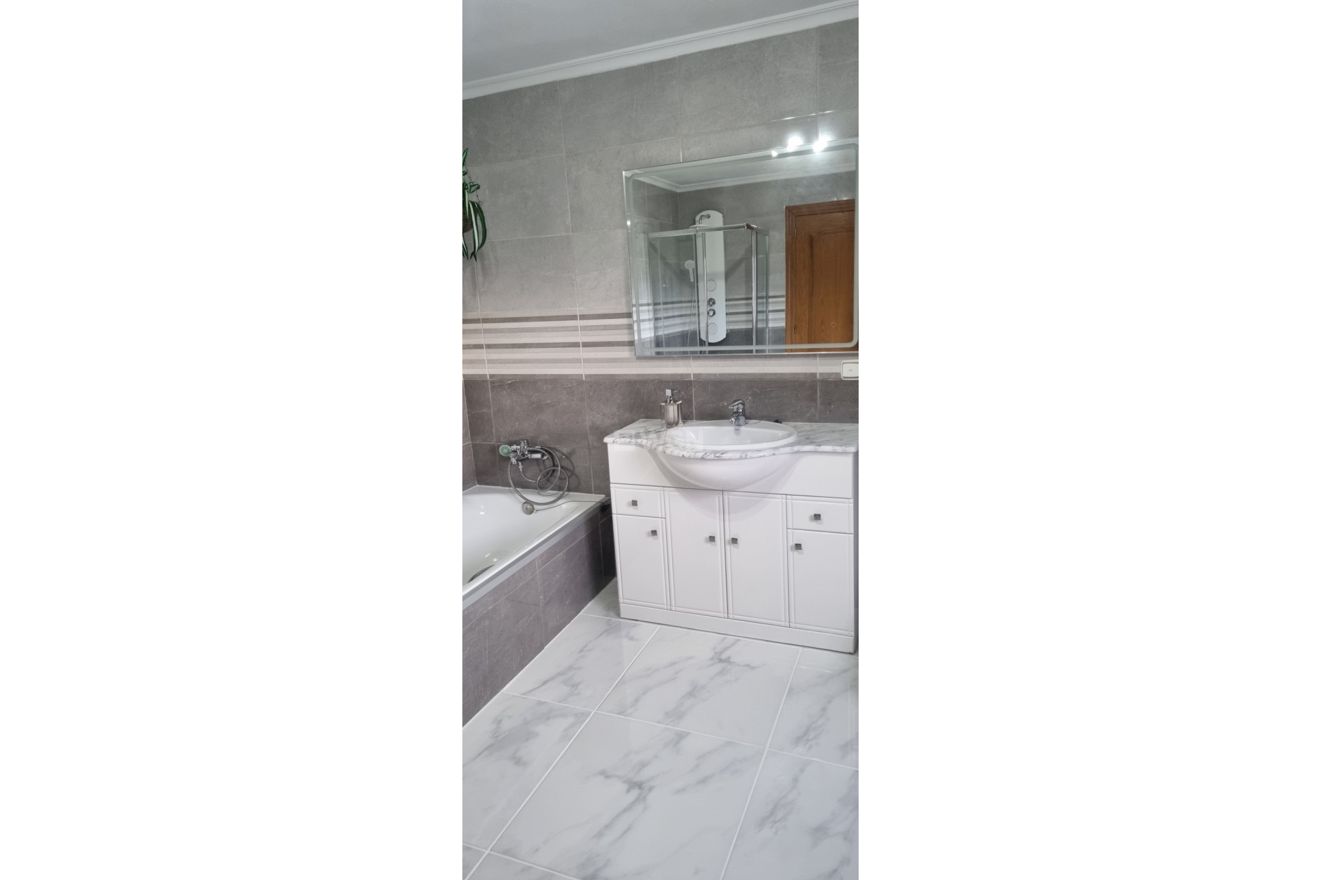 Resale - Villa - Hondón de los Fráiles - Inland