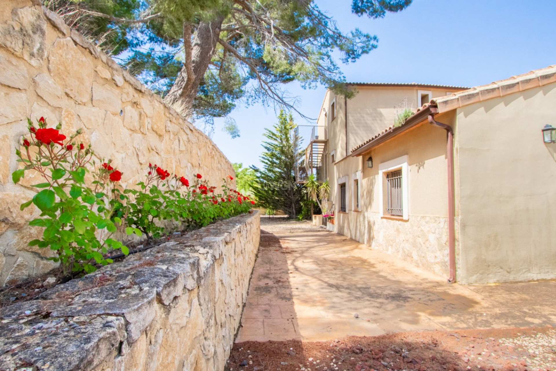 Resale - Villa - Ibi - Costa Blanca