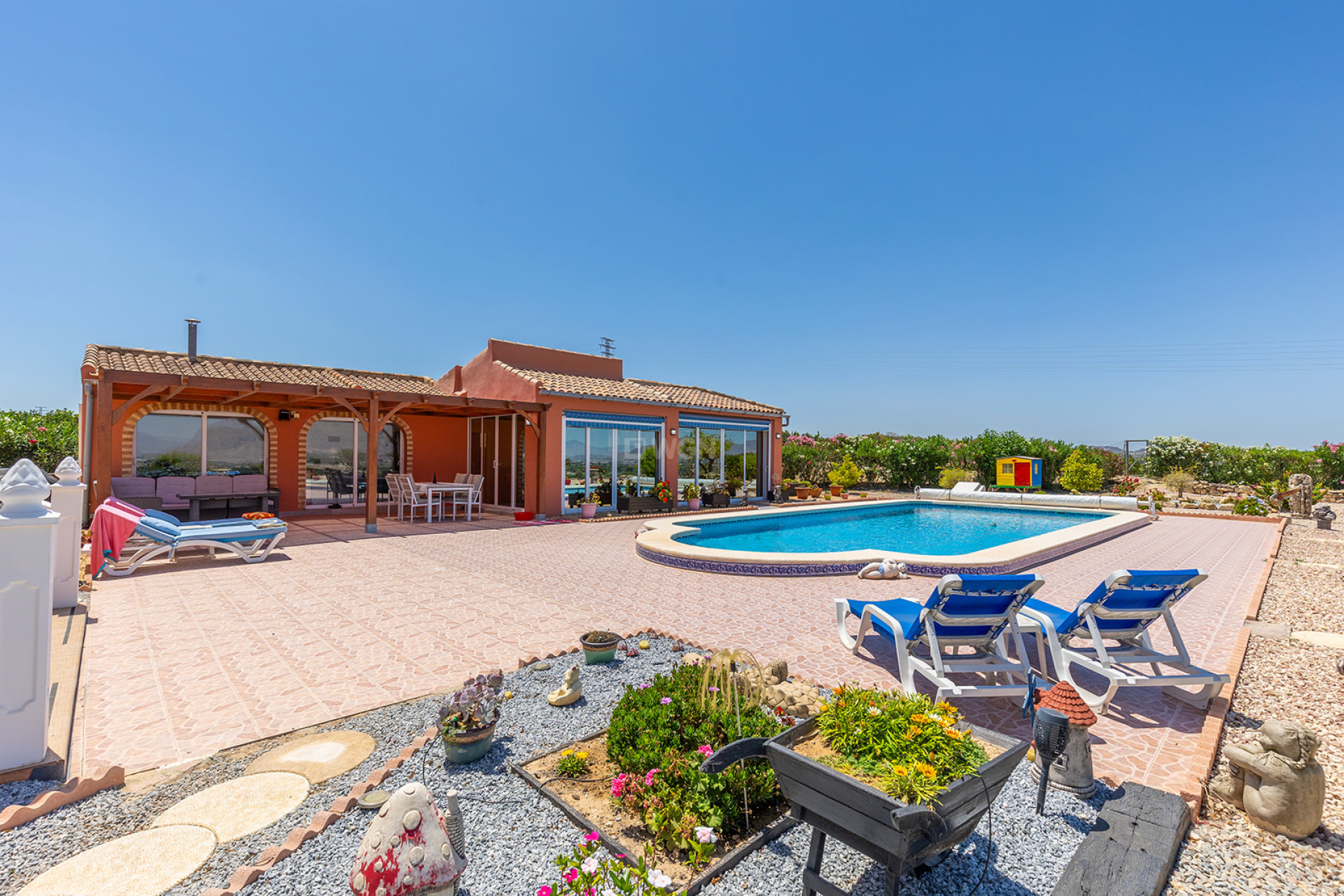 Resale - Villa - Jacarilla - Inland