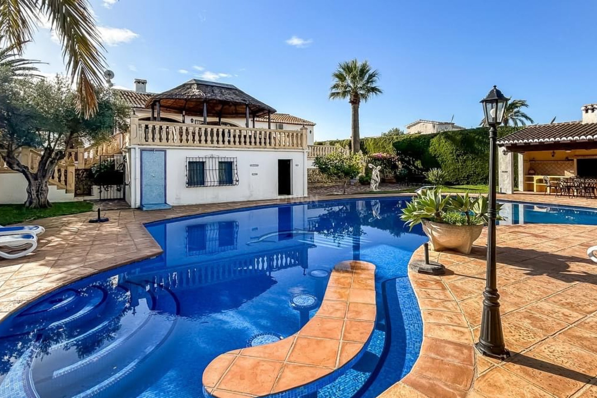 Resale - Villa - Jávea - Costa Blanca