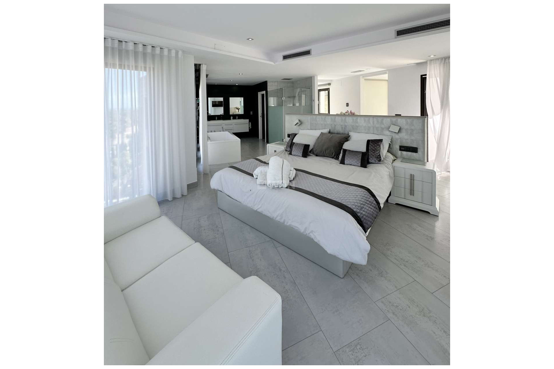 Resale - Villa - Jávea - Costa Blanca