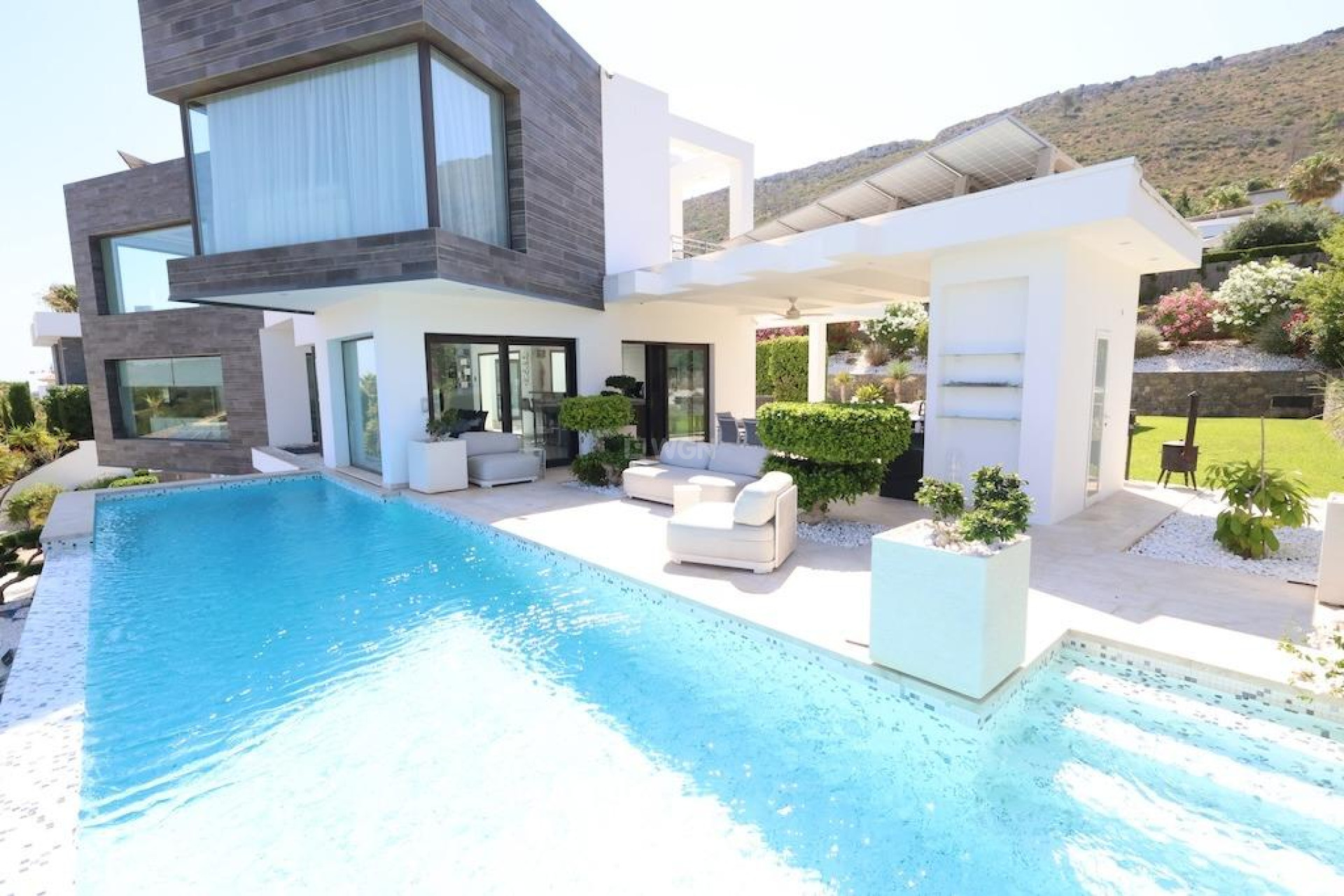 Resale - Villa - Jávea - Costa Blanca