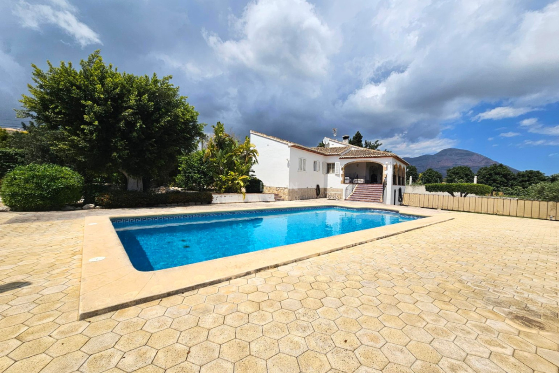 Resale - Villa - Jávea - Costa Blanca