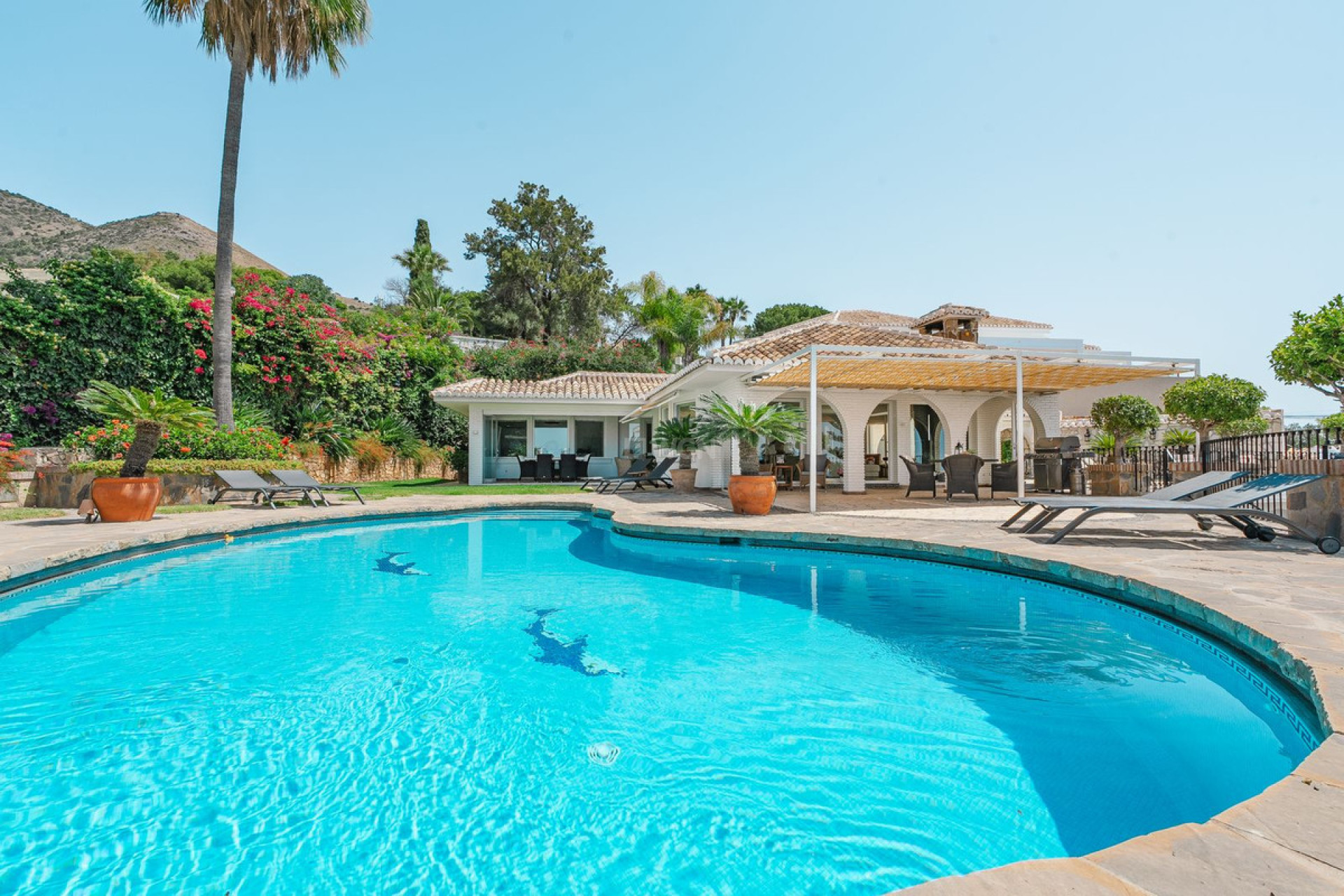 Resale - Villa - La Capellania - Inland